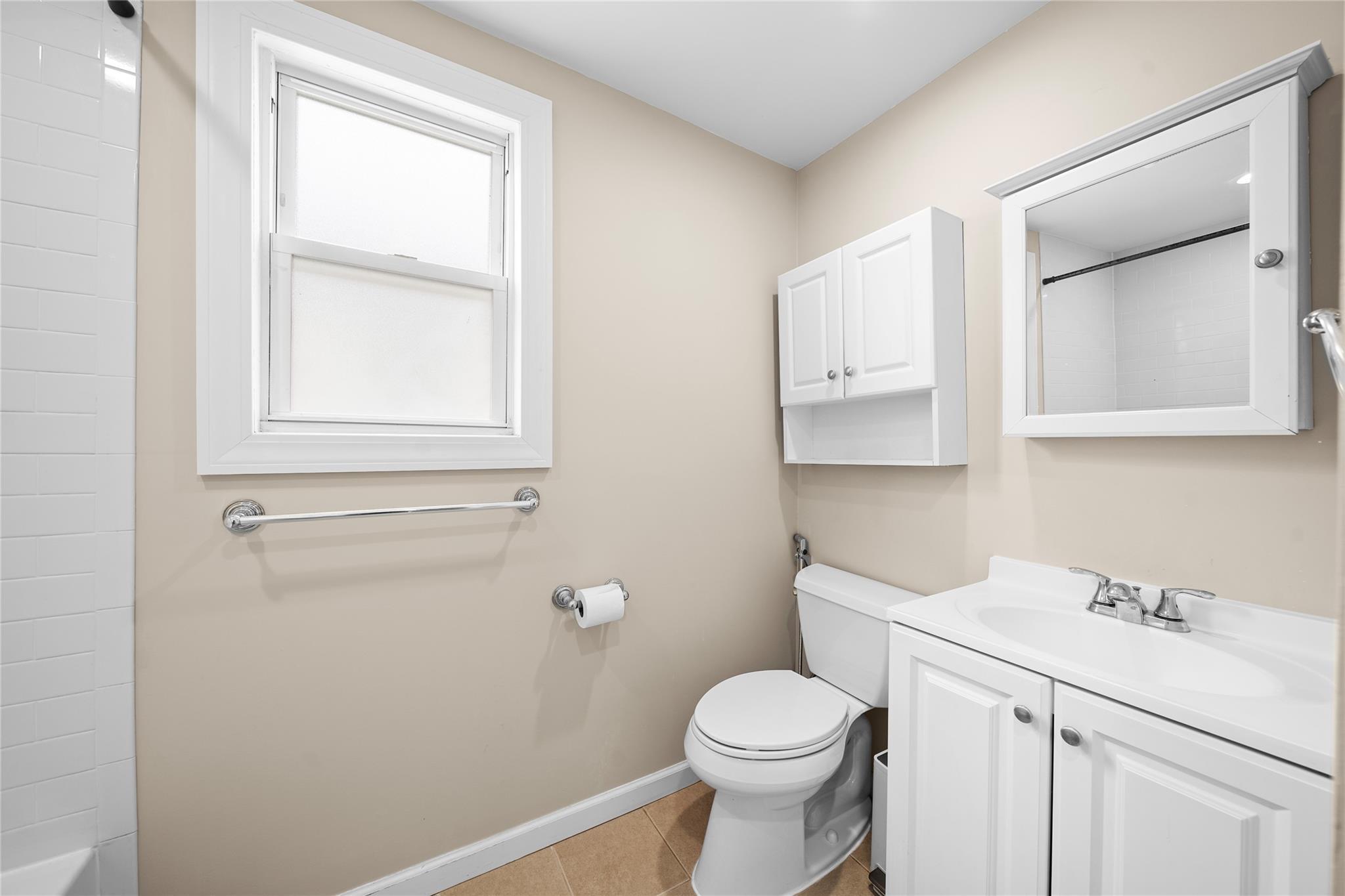Single Family Island  Nassau County, NY 11558, MLS-876628-10