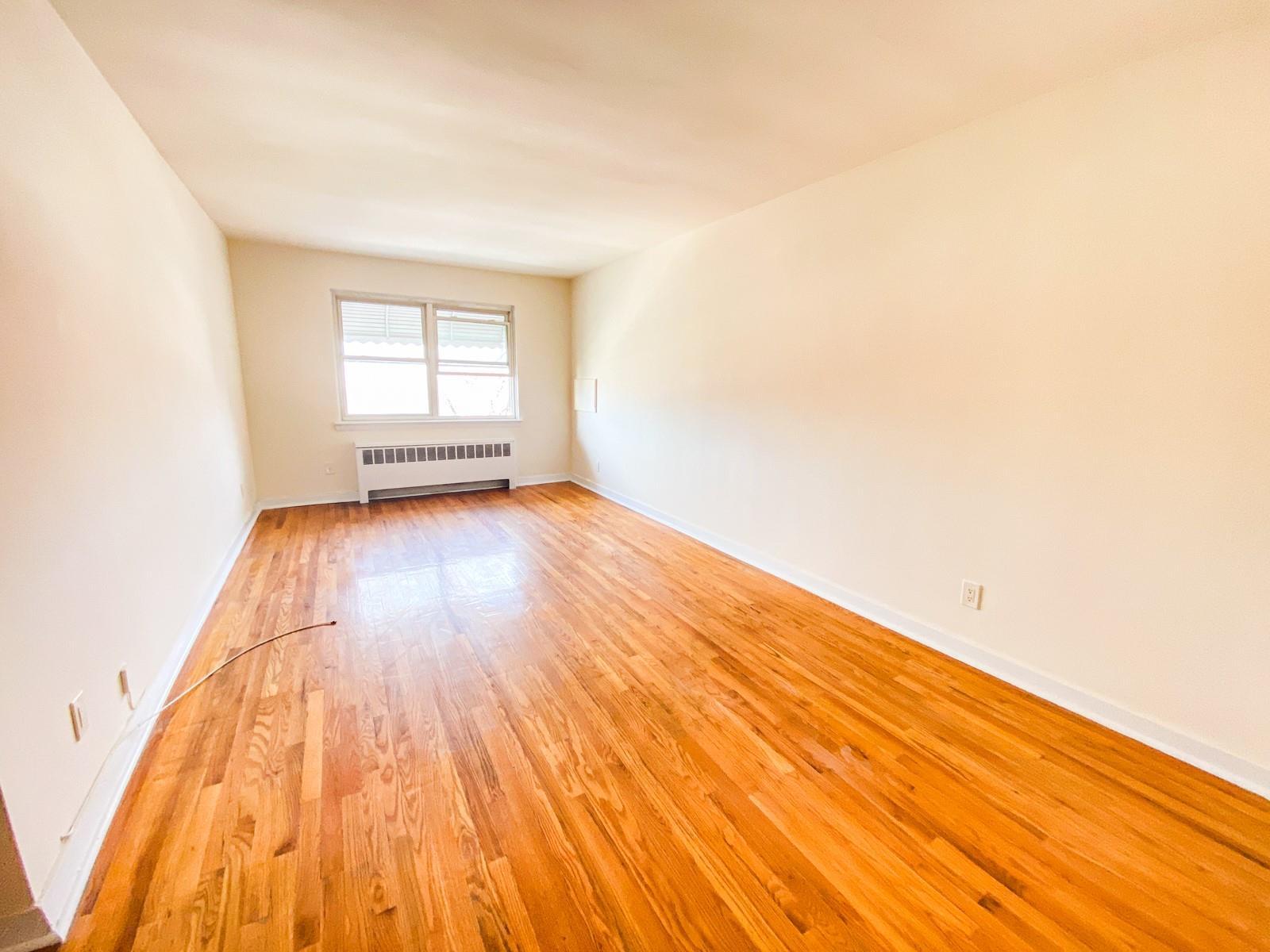 Single Family Crosby  Bronx, NY 10461, MLS-876643-14