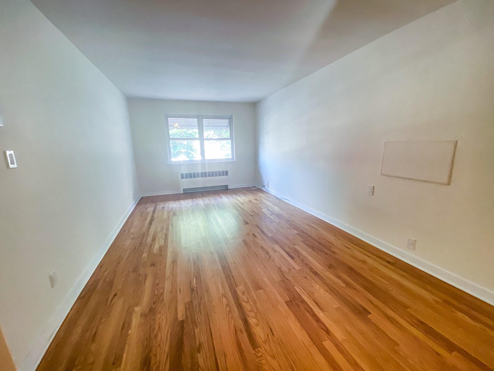 Single Family Crosby  Bronx, NY 10461, MLS-876643-5