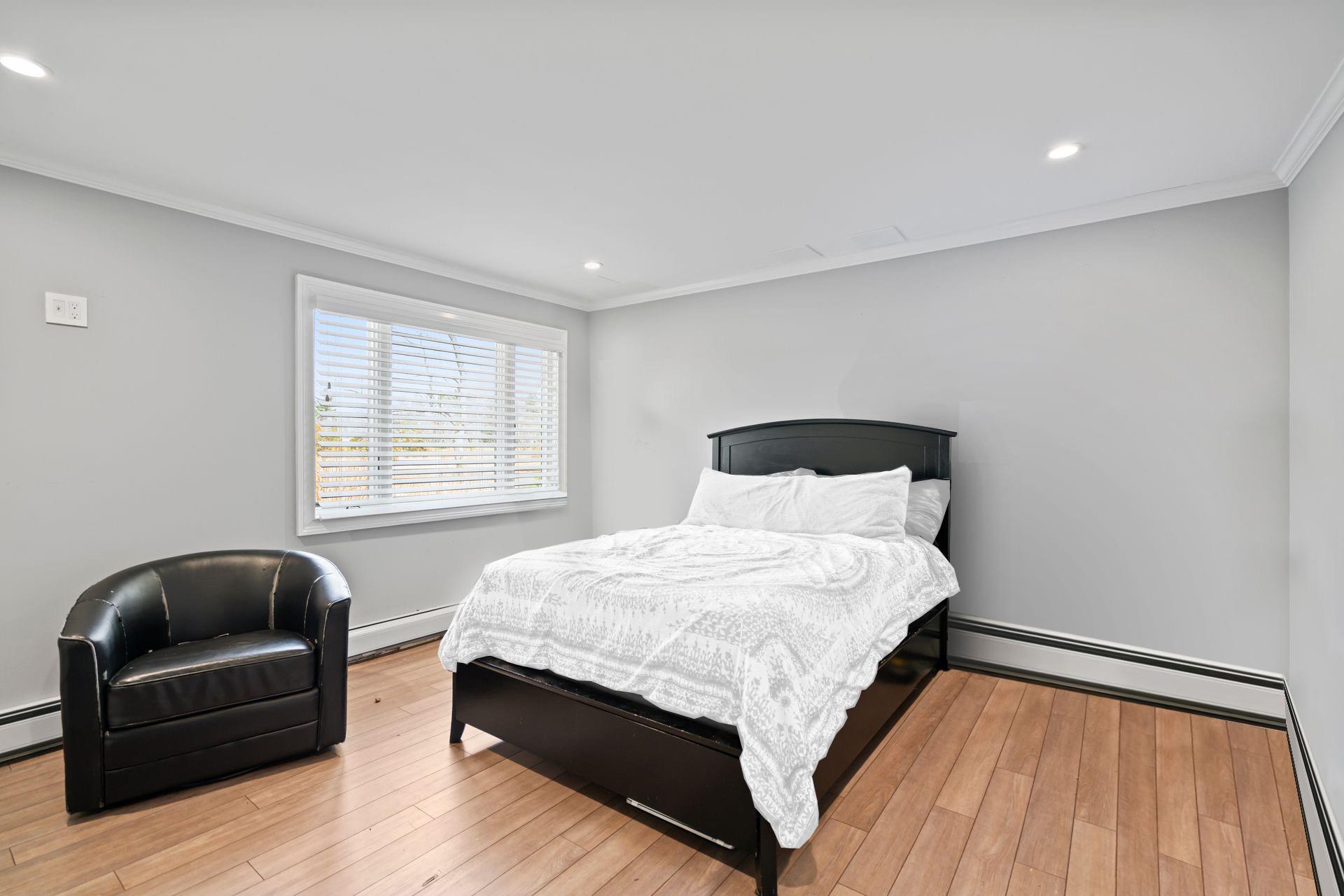 Single Family Pippin  Suffolk County, NY 11743, MLS-876667-25