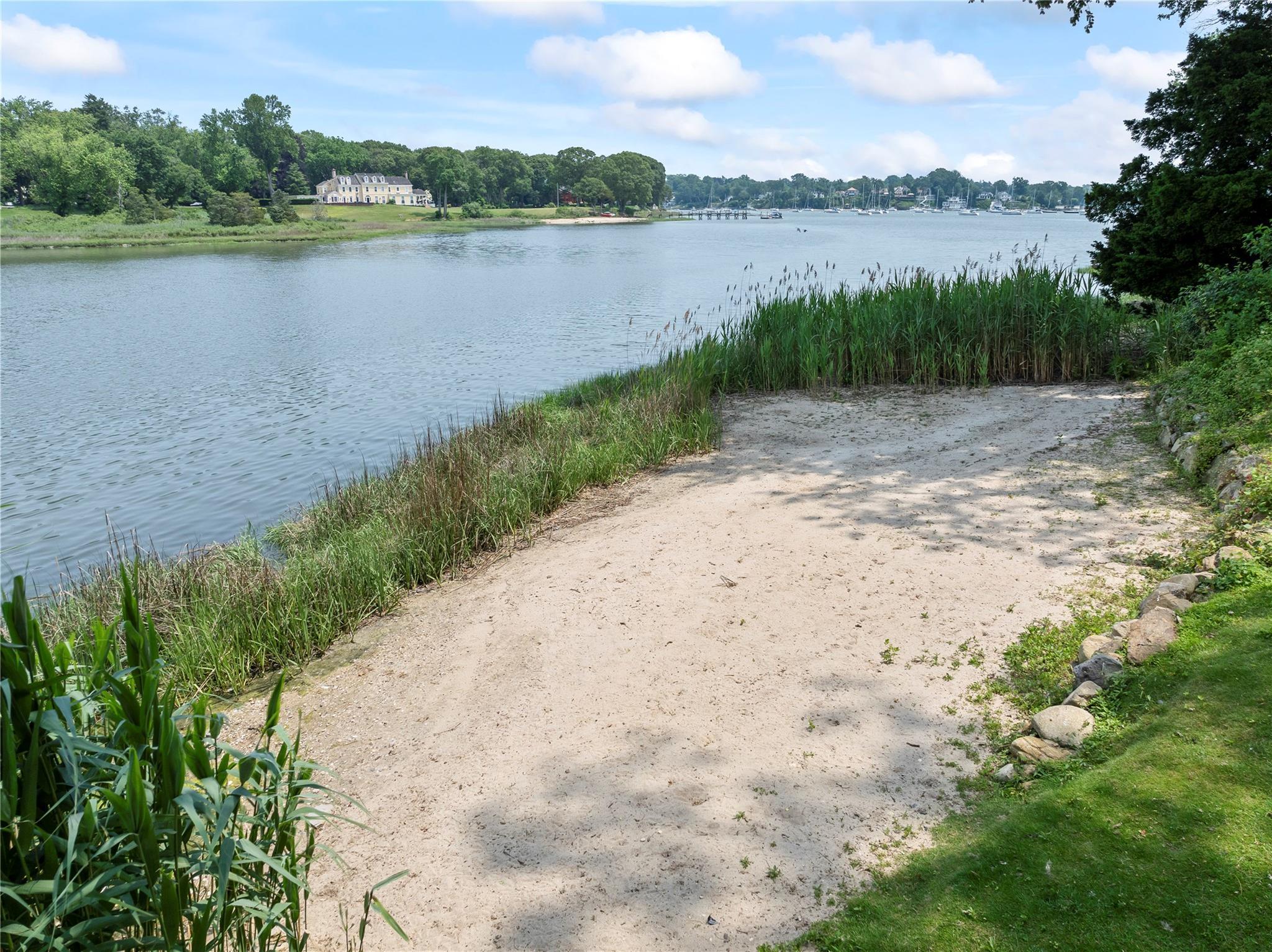 Single Family Pippin  Suffolk County, NY 11743, MLS-876667-27