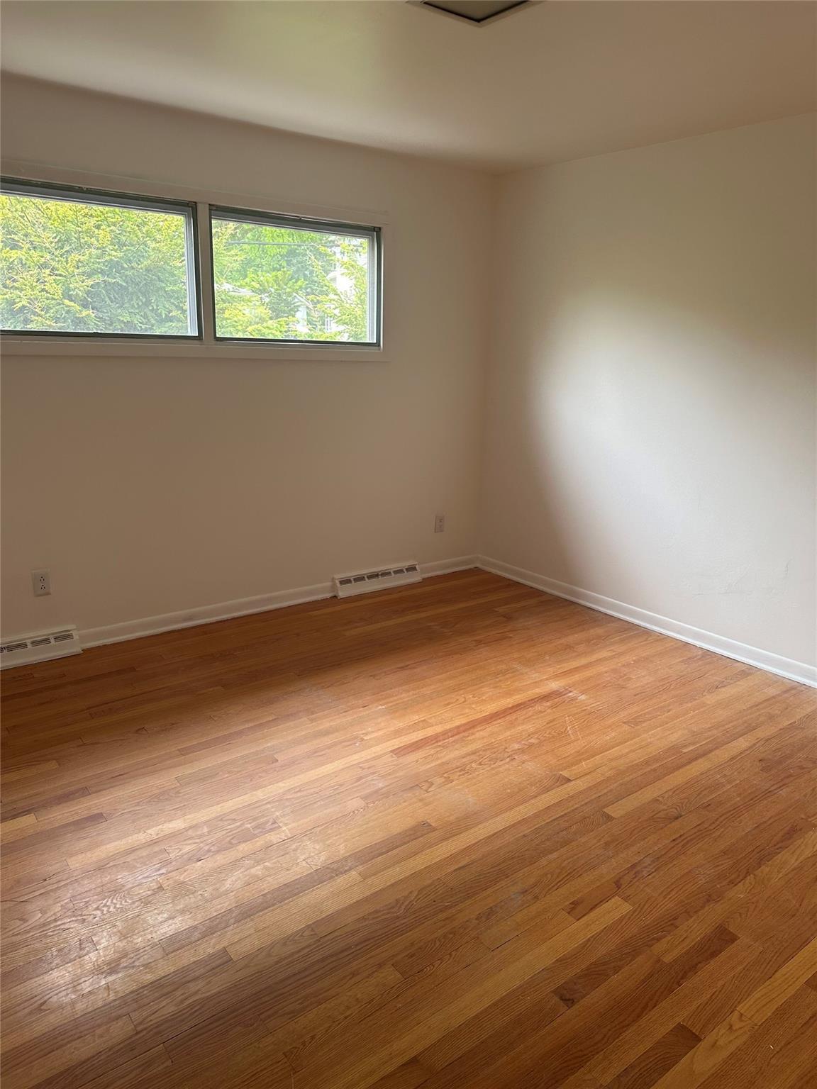 Single Family Pinewood  Albany County, NY 12208, MLS-876680-10