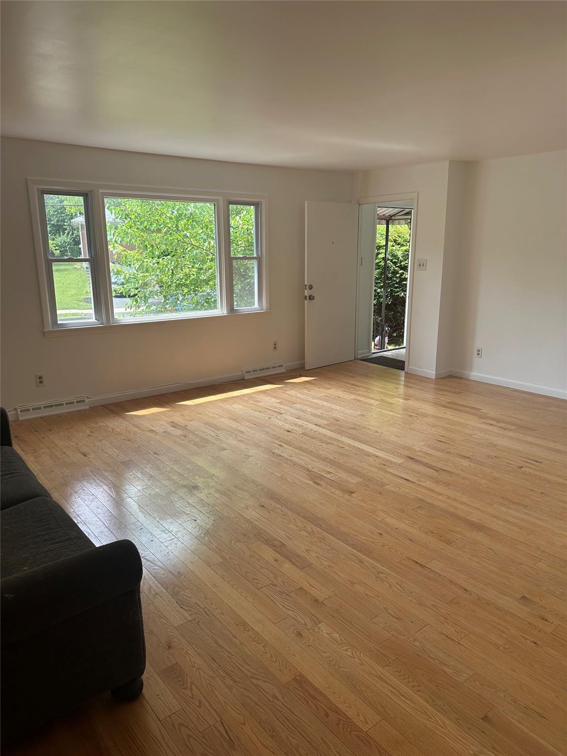 Single Family Pinewood  Albany County, NY 12208, MLS-876680-7
