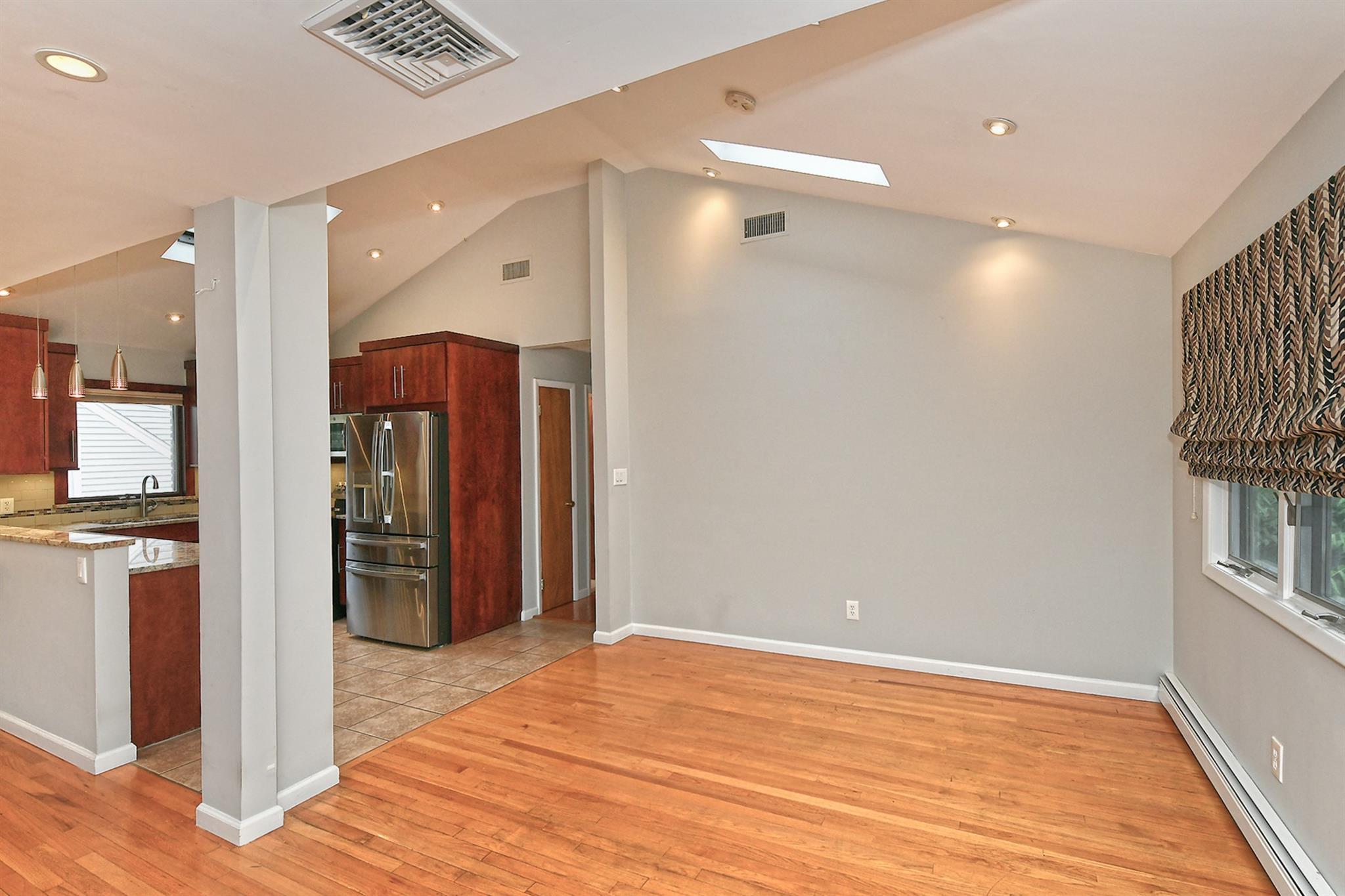 Single Family Dawes  Nassau County, NY 11791, MLS-876697-12