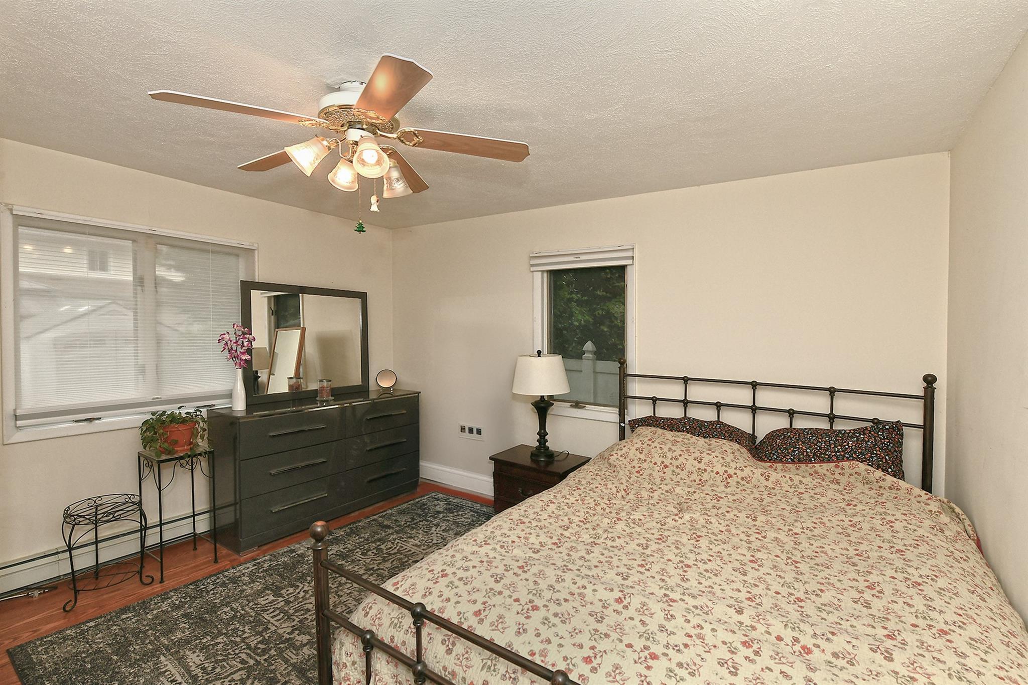 Single Family Dawes  Nassau County, NY 11791, MLS-876697-18