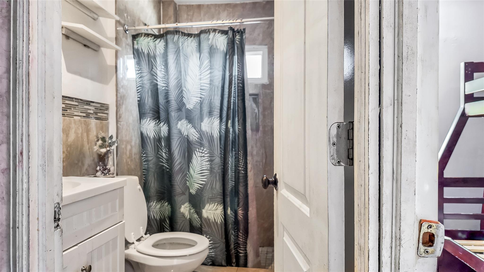 Single Family Foch  Queens, NY 11434, MLS-876720-5