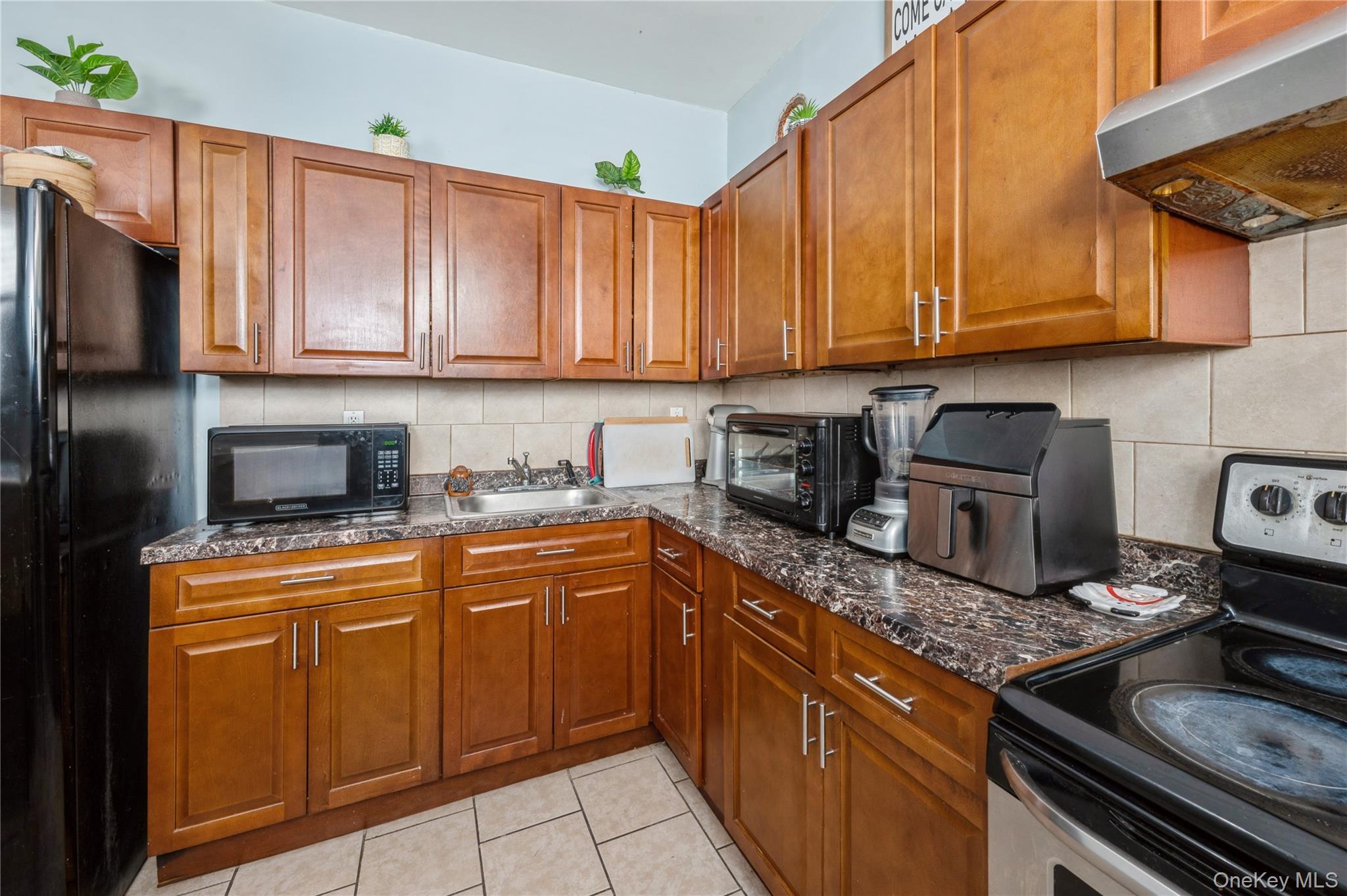 Single Family 10th  Westchester County, NY 10550, MLS-876724-29