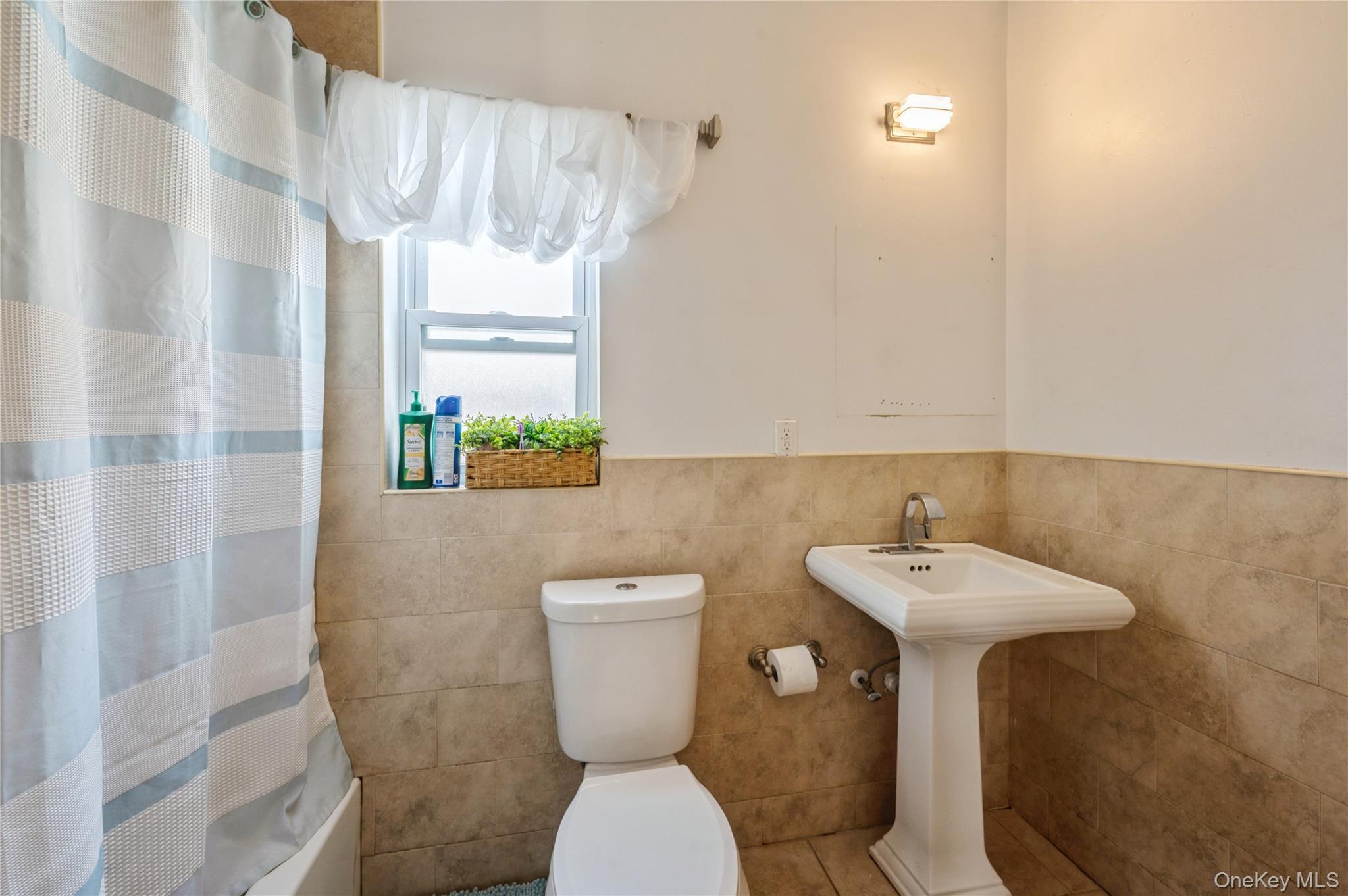 Single Family 10th  Westchester County, NY 10550, MLS-876724-38