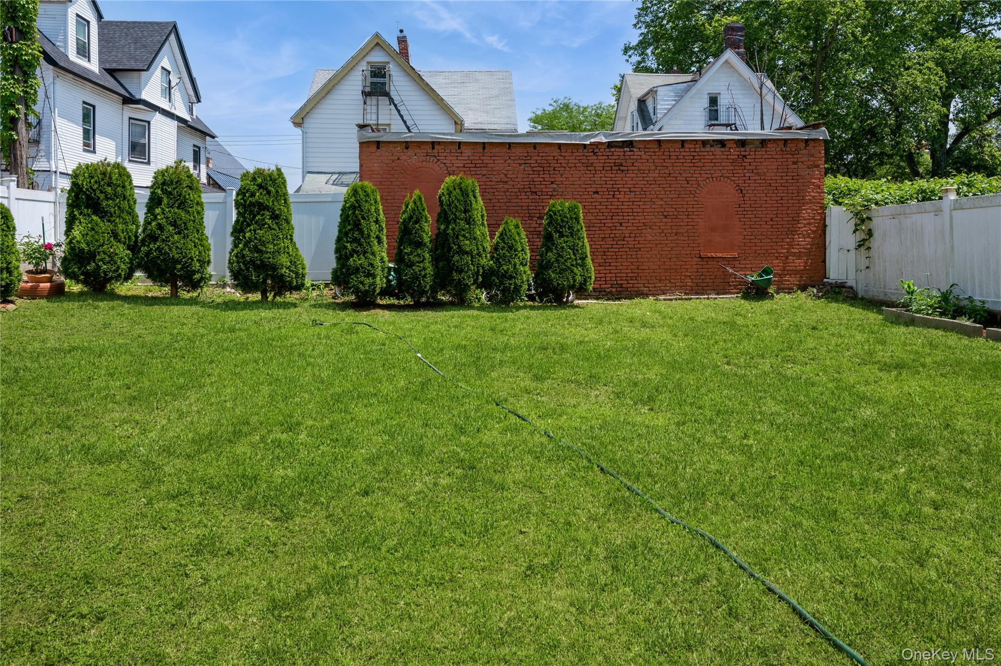 Single Family 10th  Westchester County, NY 10550, MLS-876724-8