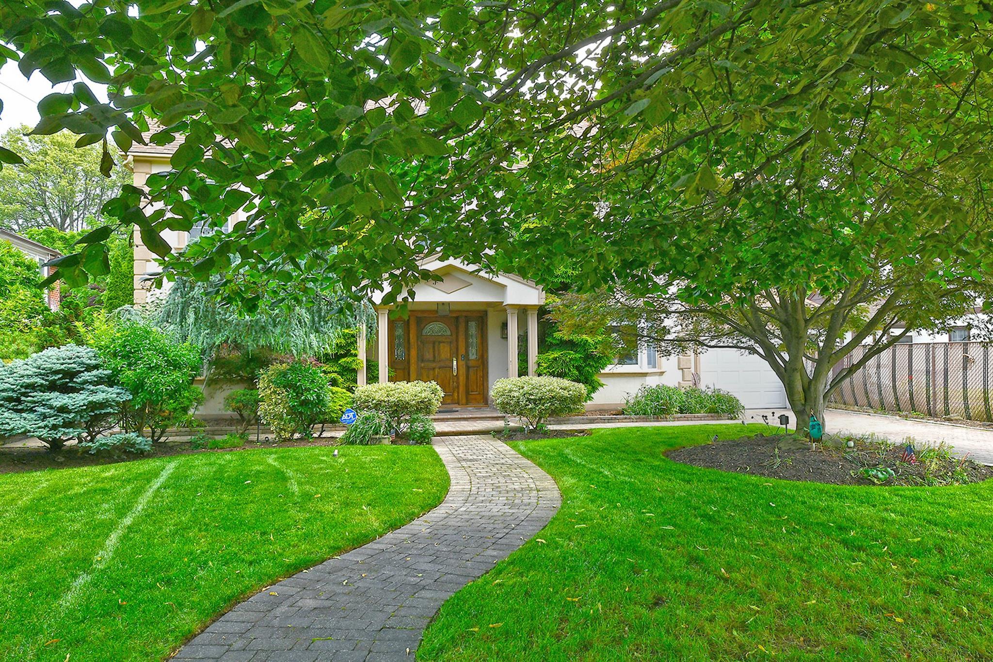 Single Family 214th  Queens, NY 11361, MLS-876728-2