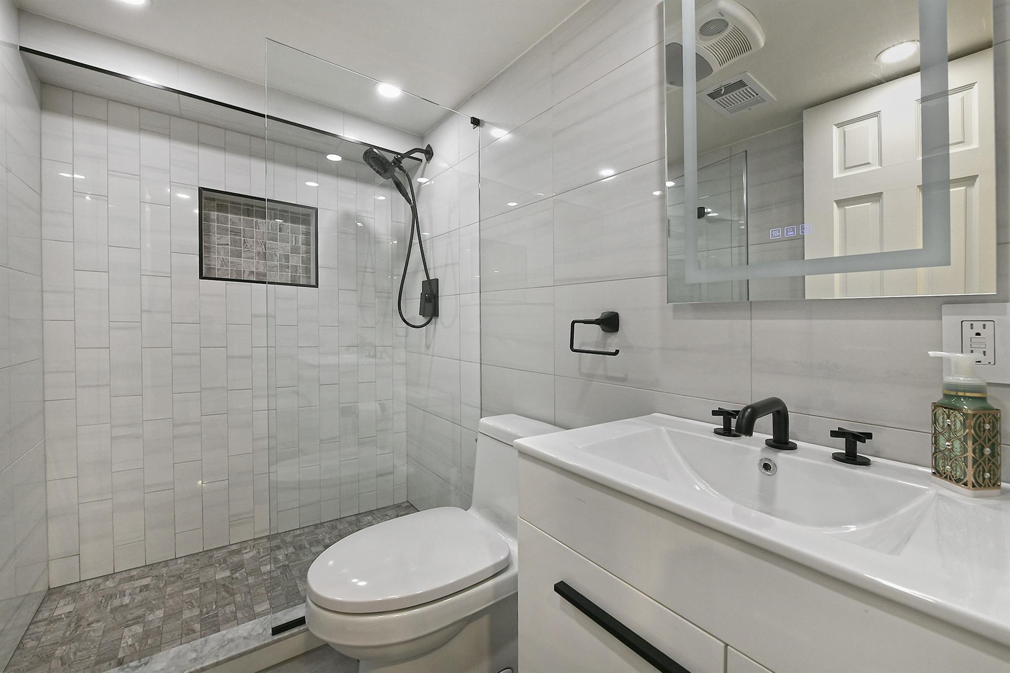 Single Family 214th  Queens, NY 11361, MLS-876728-20