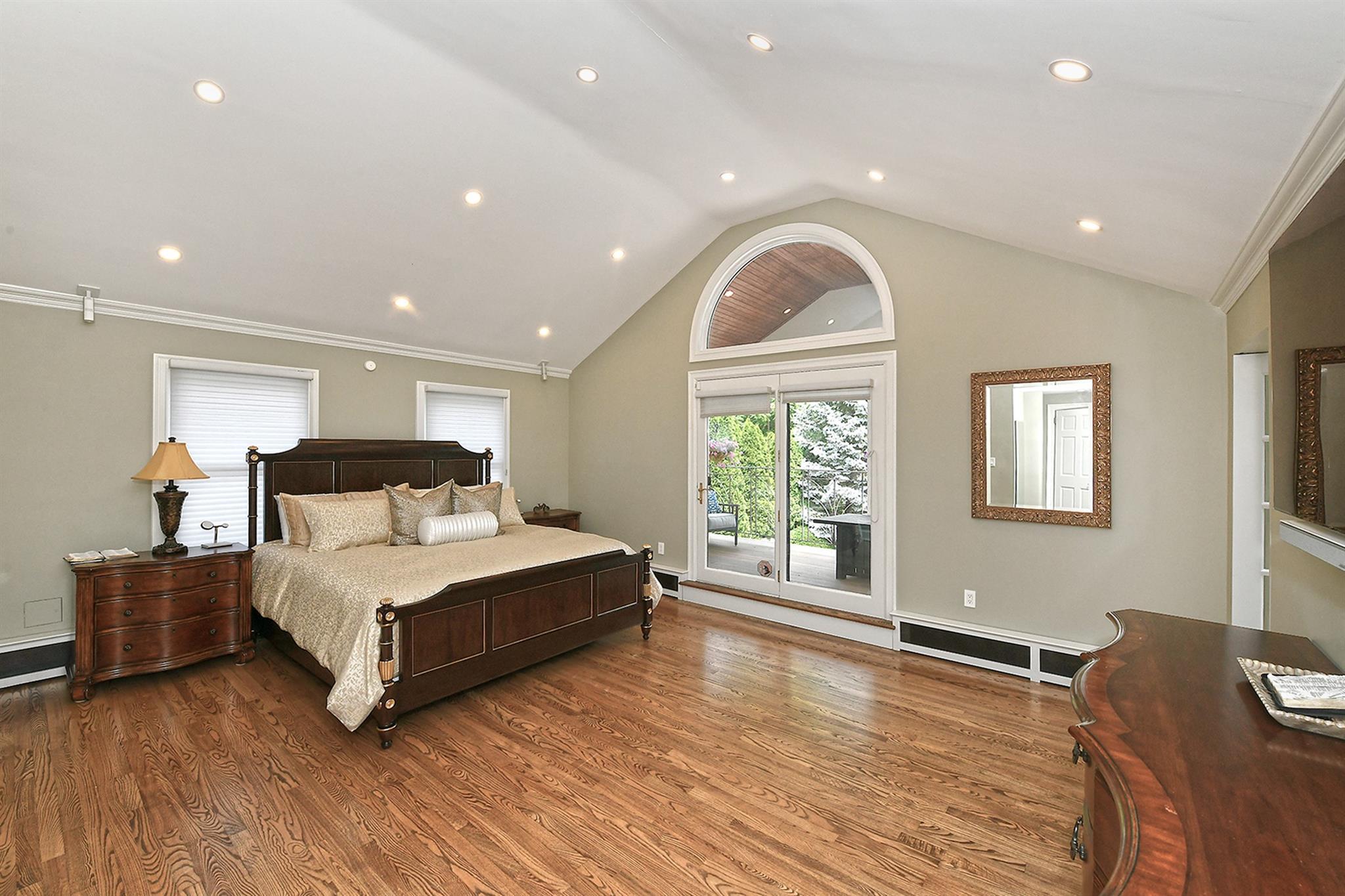 Single Family 214th  Queens, NY 11361, MLS-876728-26
