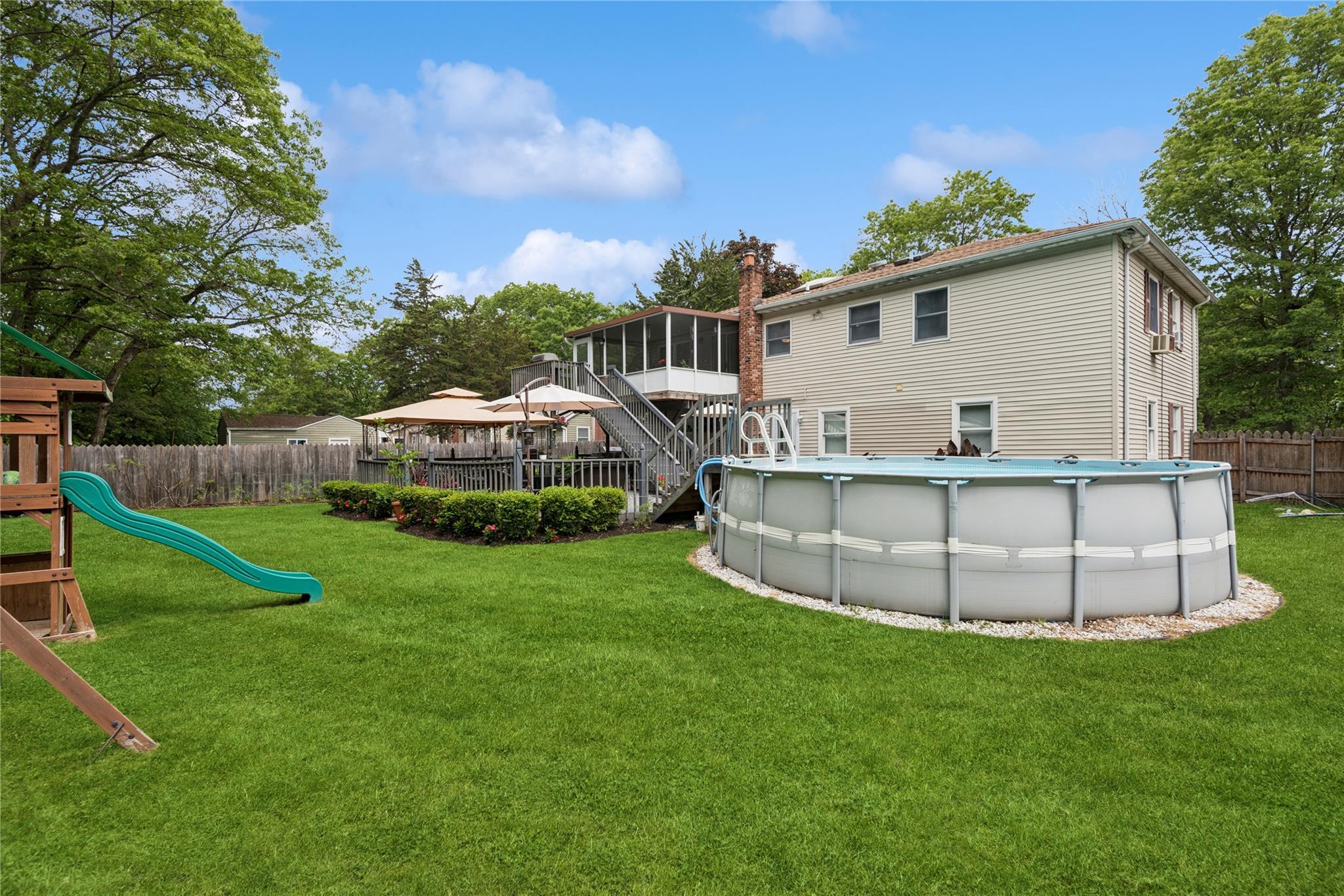 Single Family Dillmont  Suffolk County, NY 11787, MLS-876749-8