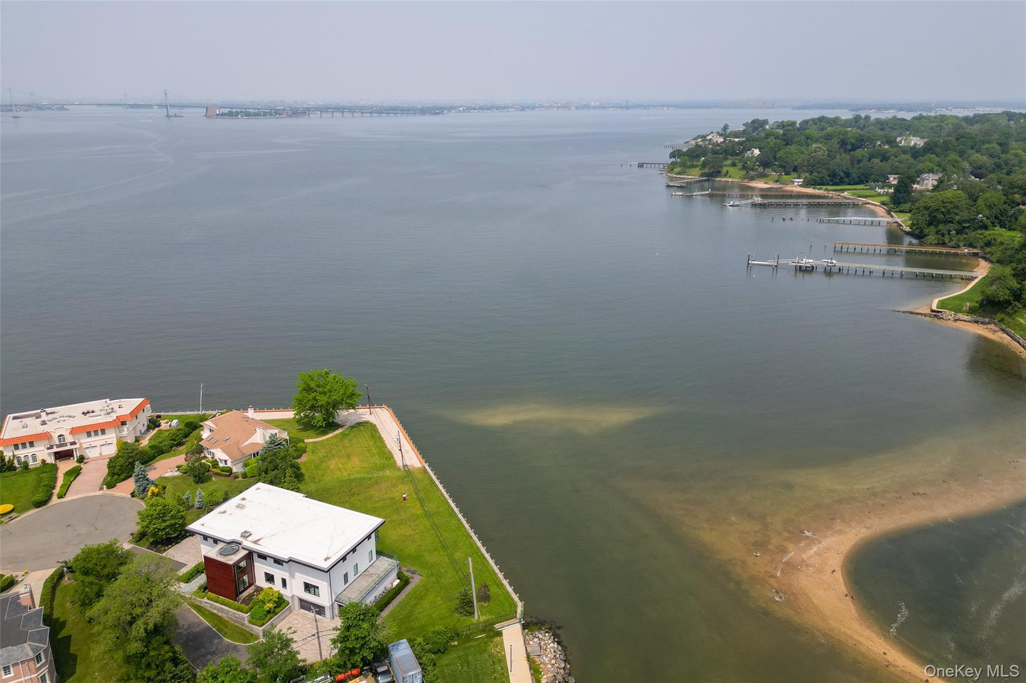 Single Family Candy Ln Nassau County, NY 11023, MLS-876756-36