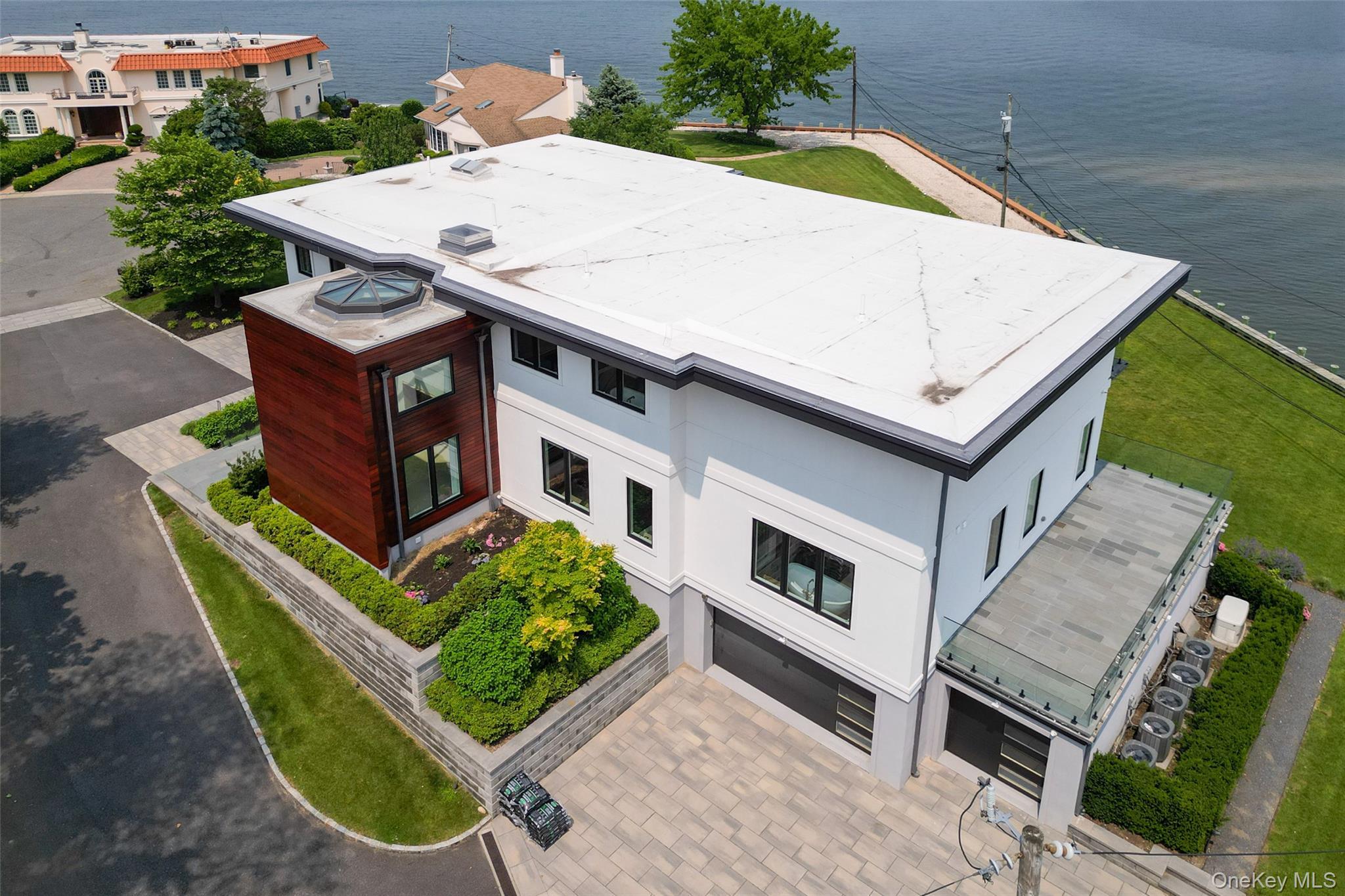 Single Family Candy Ln Nassau County, NY 11023, MLS-876756-43