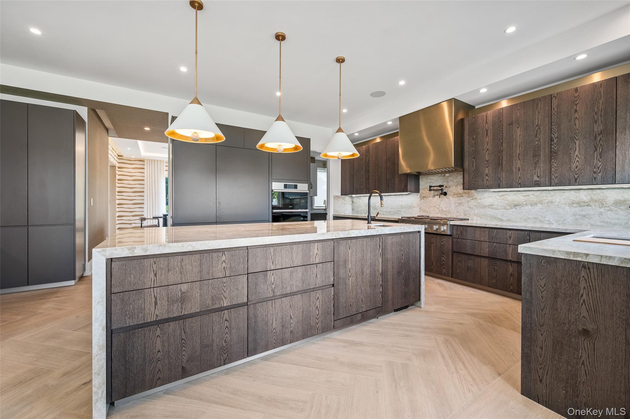 Single Family Candy Ln Nassau County, NY 11023, MLS-876756-9