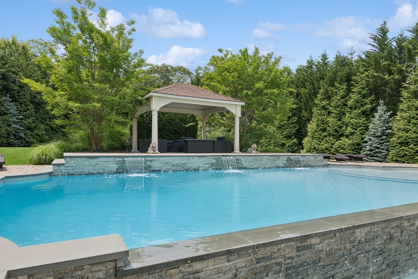 Single Family Nadia  Suffolk County, NY 11787, MLS-876809-39