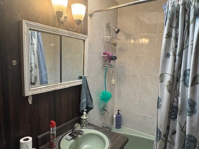 Single Family 70  Queens, NY 11372, MLS-876819-16