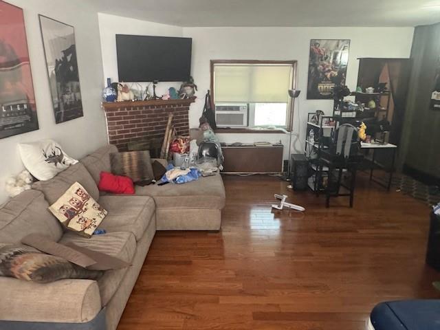 Single Family 70  Queens, NY 11372, MLS-876819-8