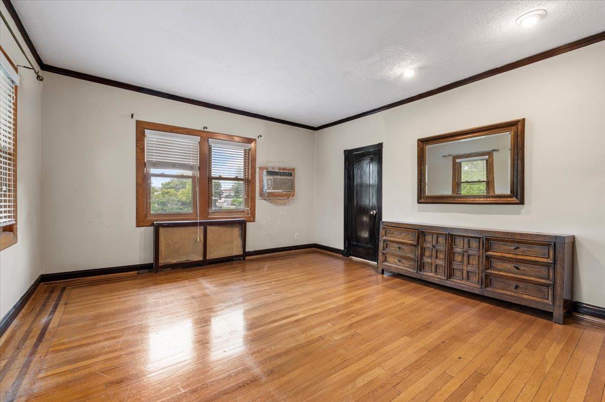 Single Family Broadway  Nassau County, NY 11559, MLS-876867-10
