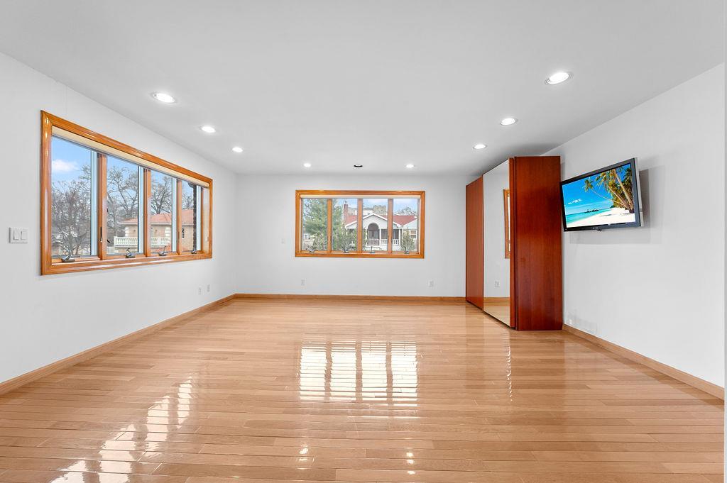 Single Family 211th  Queens, NY 11364, MLS-876907-15