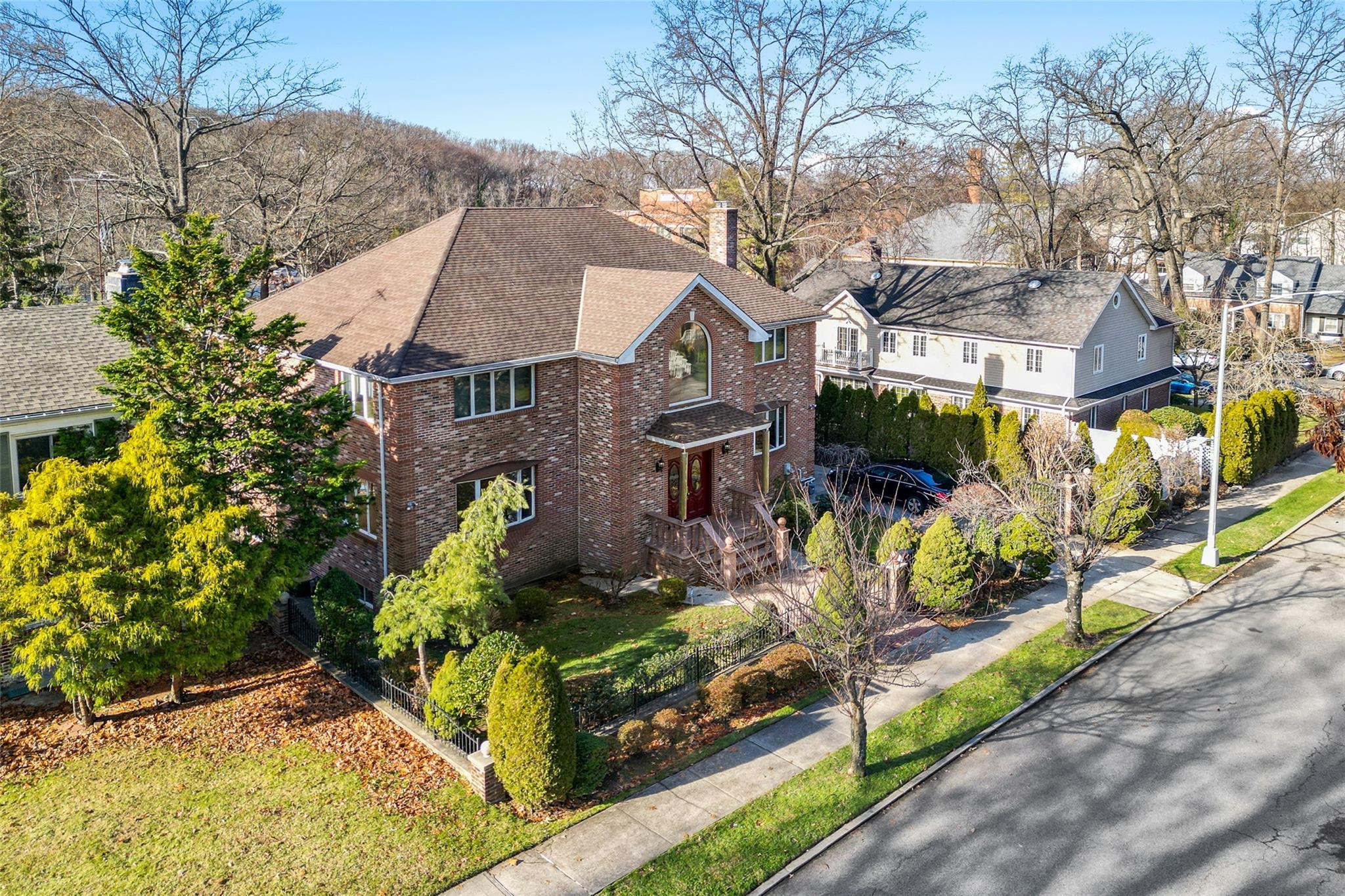 Single Family 211th  Queens, NY 11364, MLS-876907-21