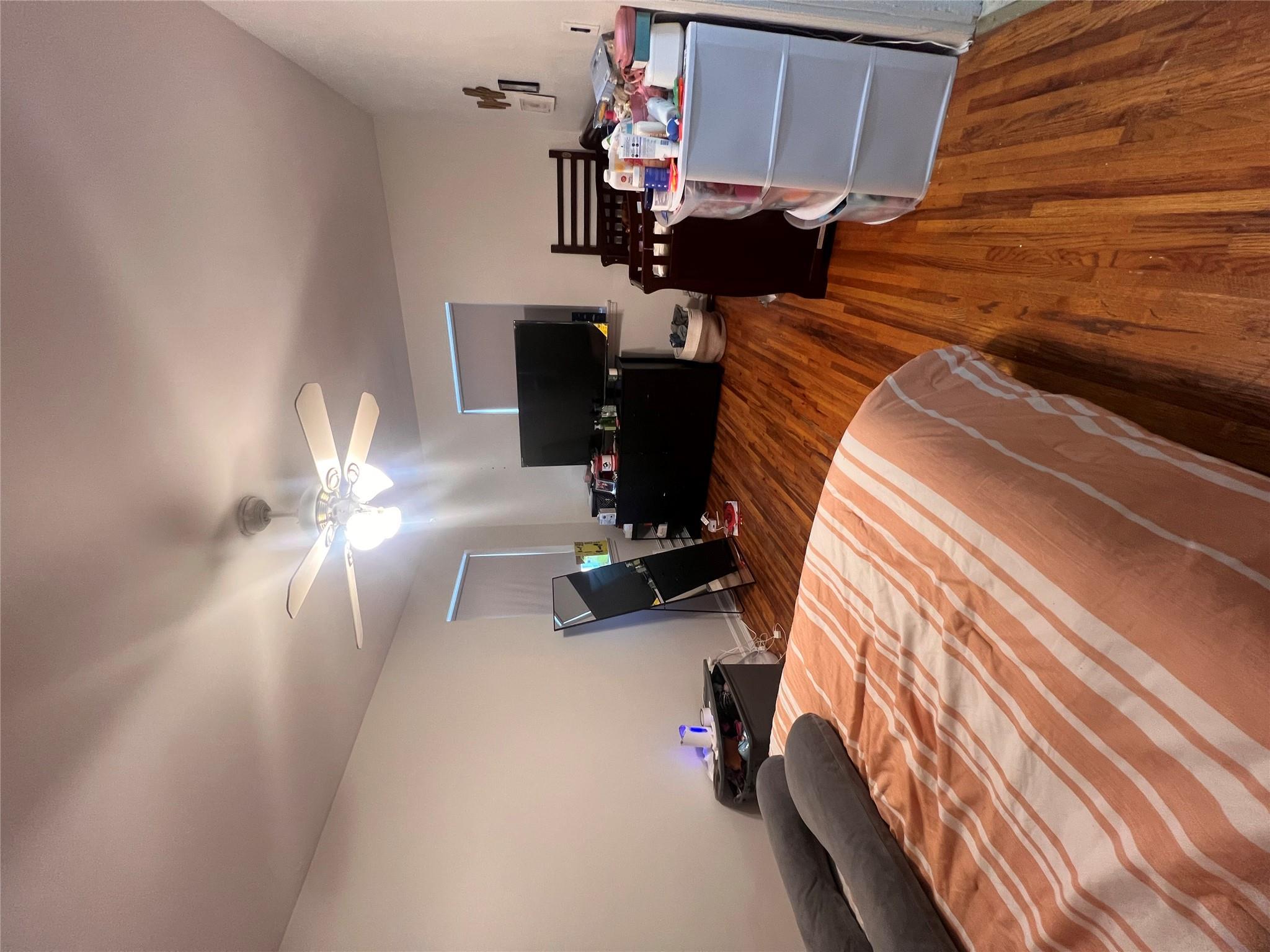 Single Family Harding  Bronx, NY 10465, MLS-876911-4