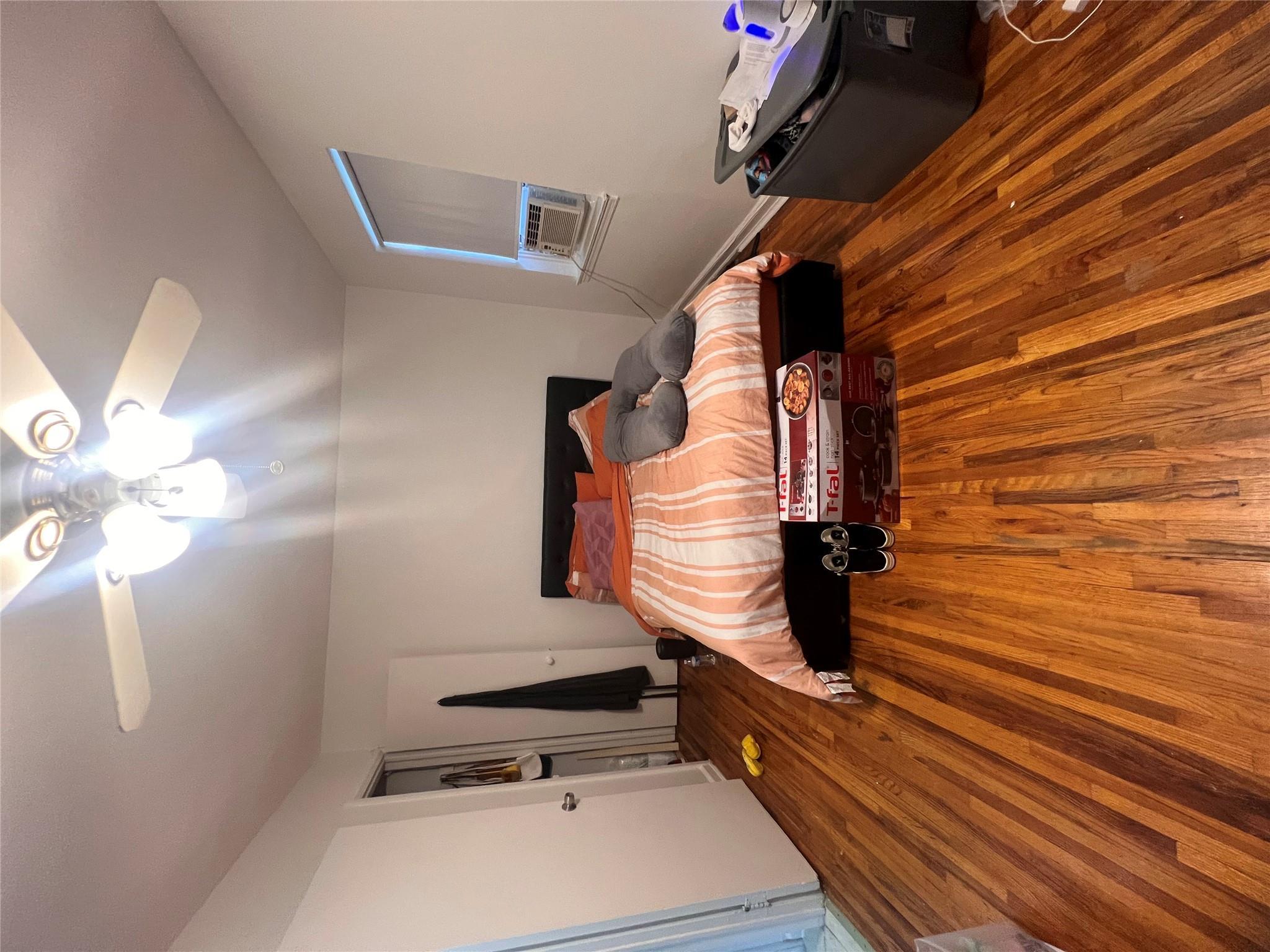 Single Family Harding  Bronx, NY 10465, MLS-876911-5