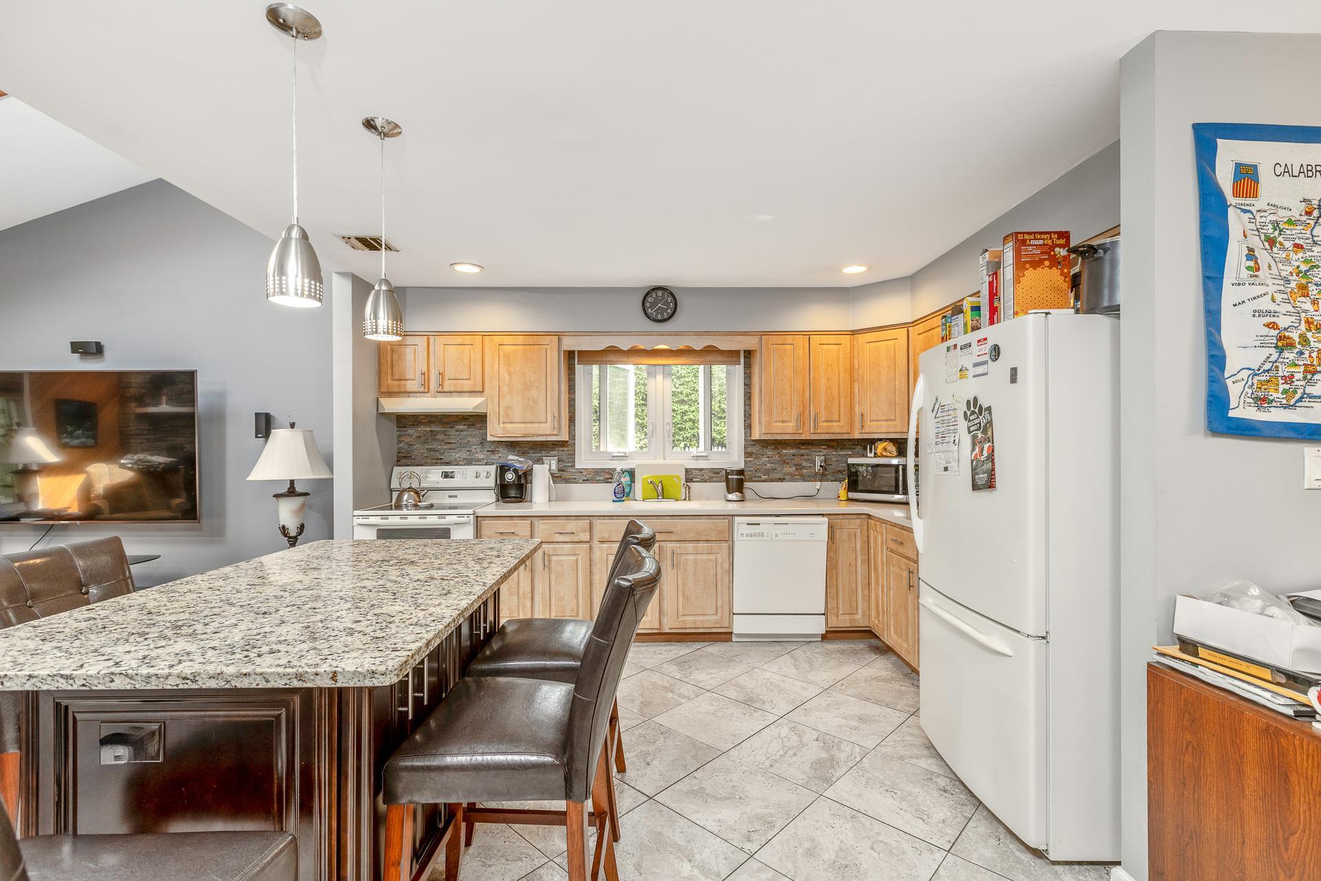 Single Family Wellwood  Suffolk County, NY 11967, MLS-876933-13