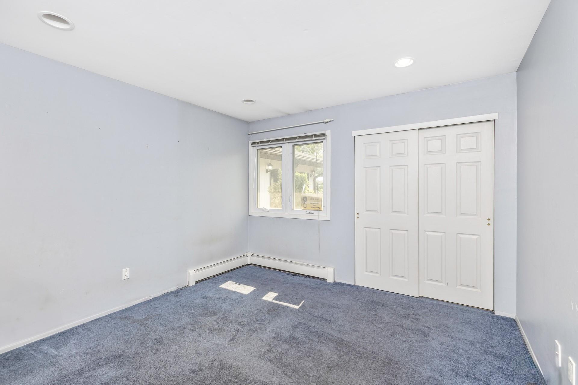 Single Family Wellwood  Suffolk County, NY 11967, MLS-876933-16