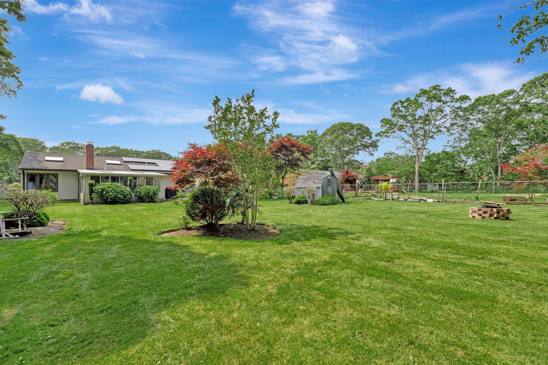 Single Family Wellwood  Suffolk County, NY 11967, MLS-876933-26