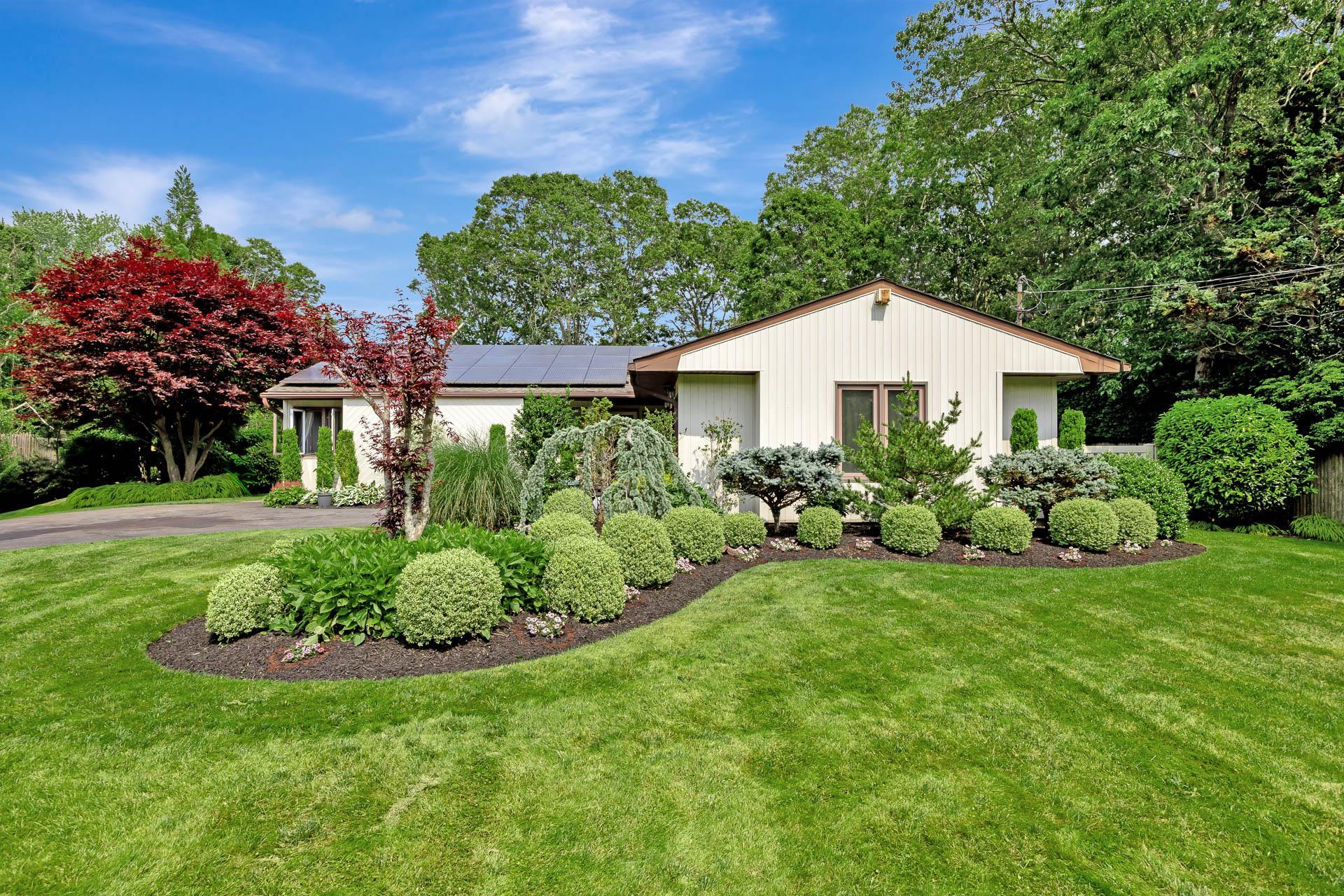 Single Family Wellwood  Suffolk County, NY 11967, MLS-876933-3