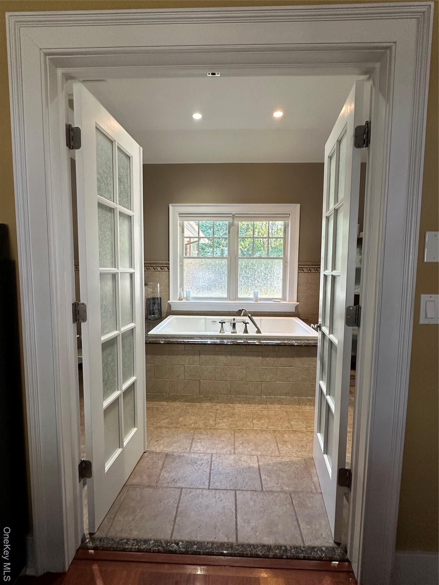 Single Family Oriole Suffolk County, NY 11738, MLS-876946-11