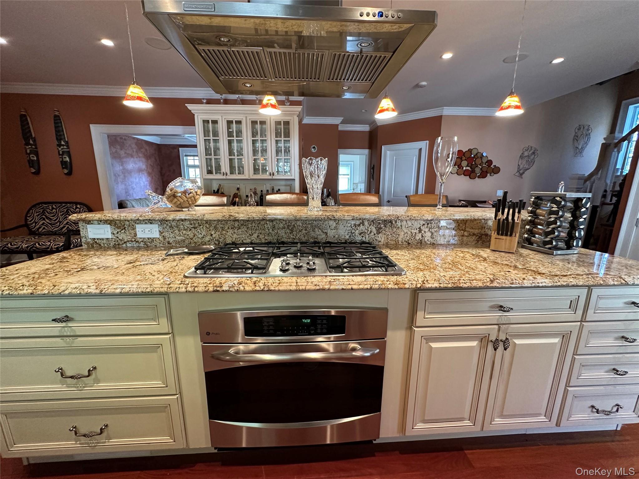 Single Family Oriole Suffolk County, NY 11738, MLS-876946-22