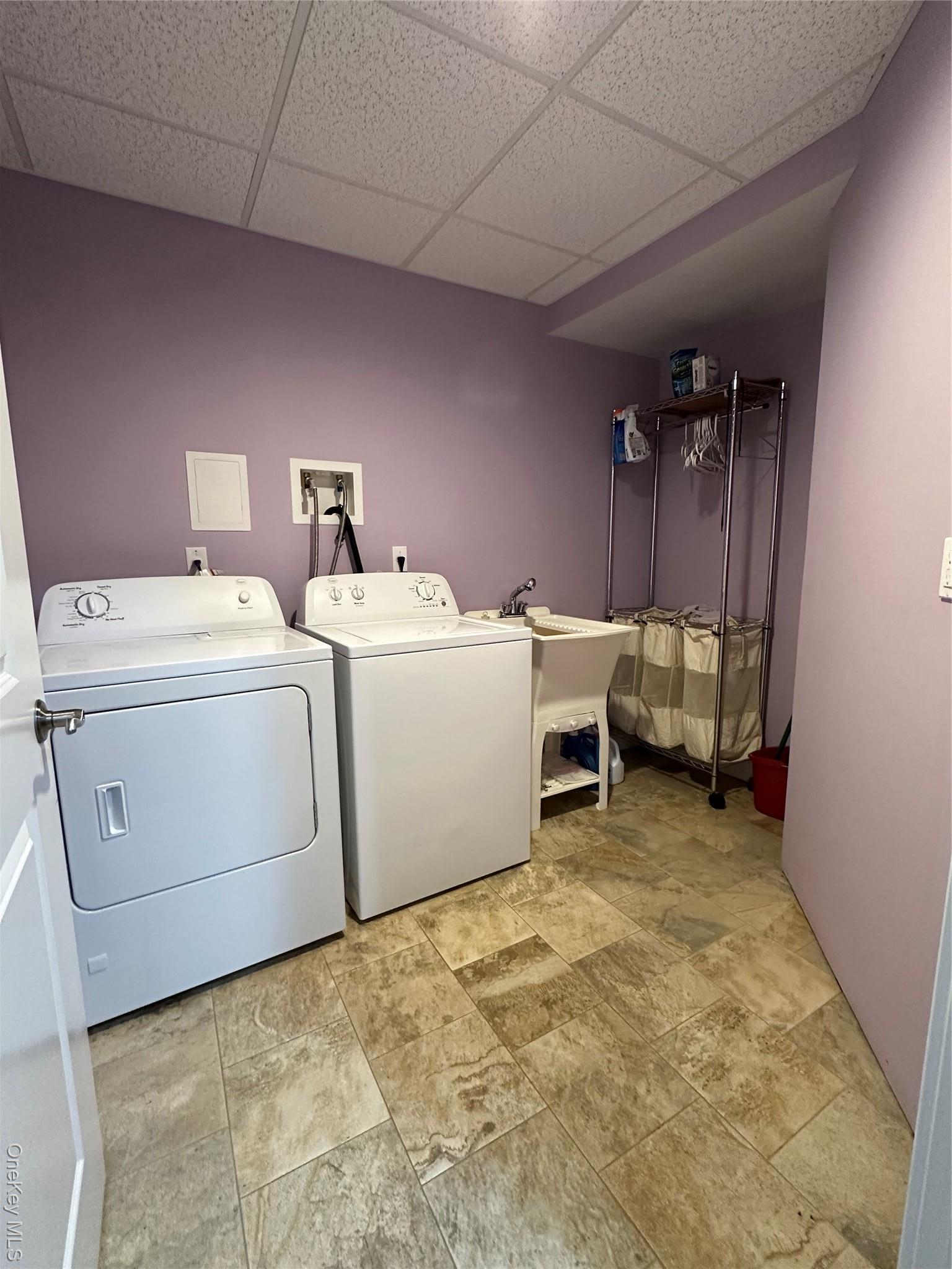 Single Family Oriole Suffolk County, NY 11738, MLS-876946-26