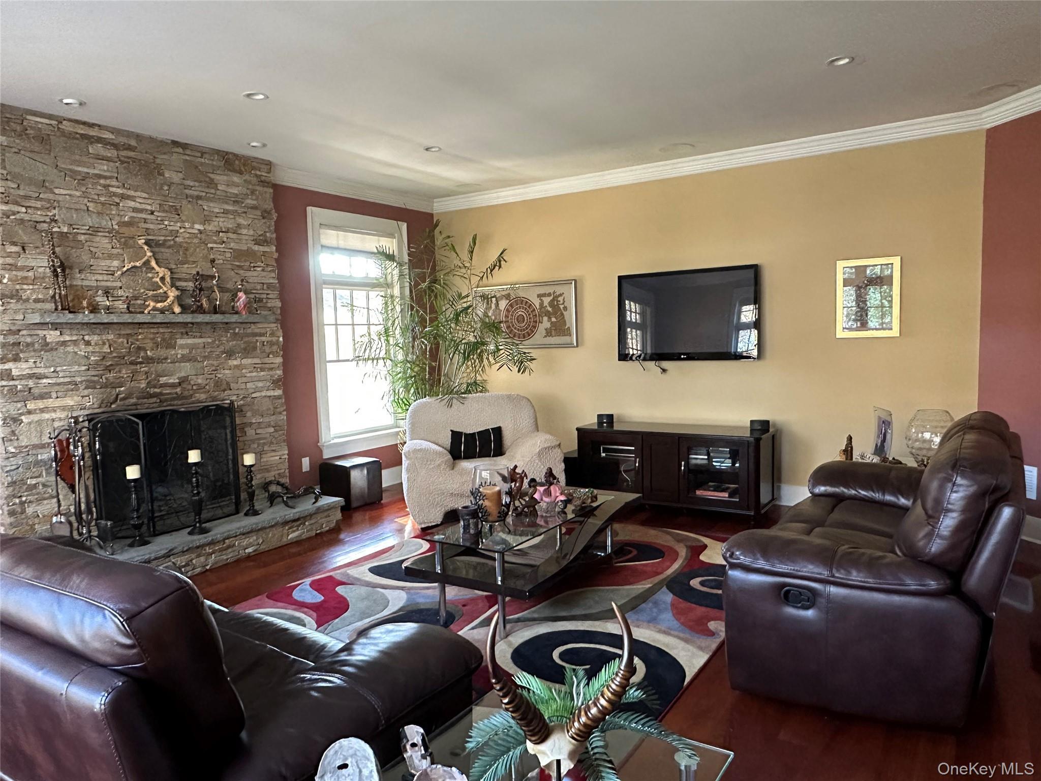 Single Family Oriole Suffolk County, NY 11738, MLS-876946-5