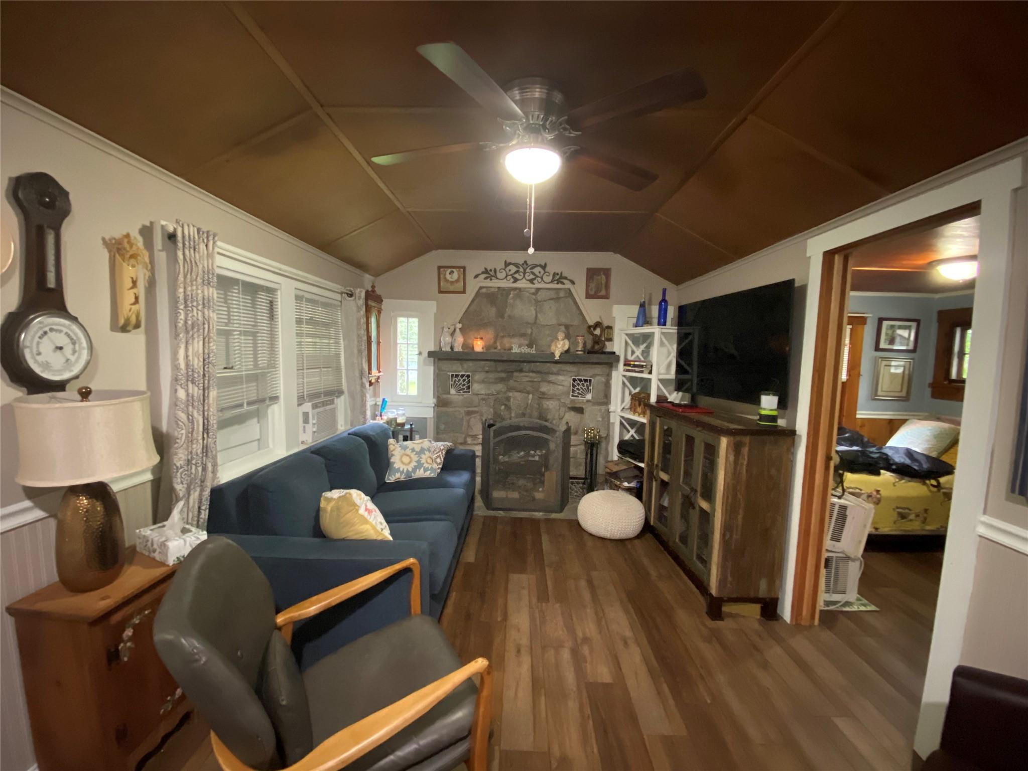 Single Family Catskill  Sullivan County, NY 12778, MLS-877001-9
