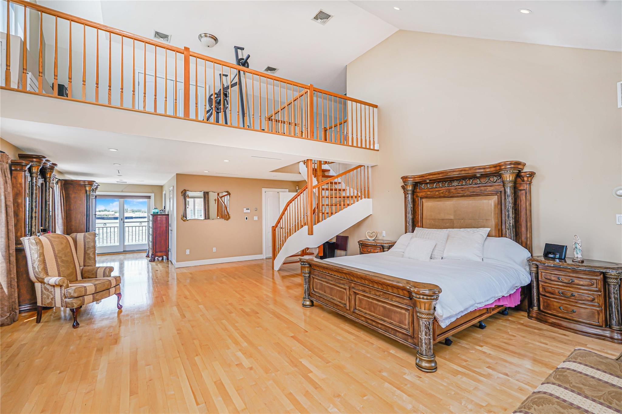 Single Family Aviva  Staten Island, NY 10307, MLS-877030-32