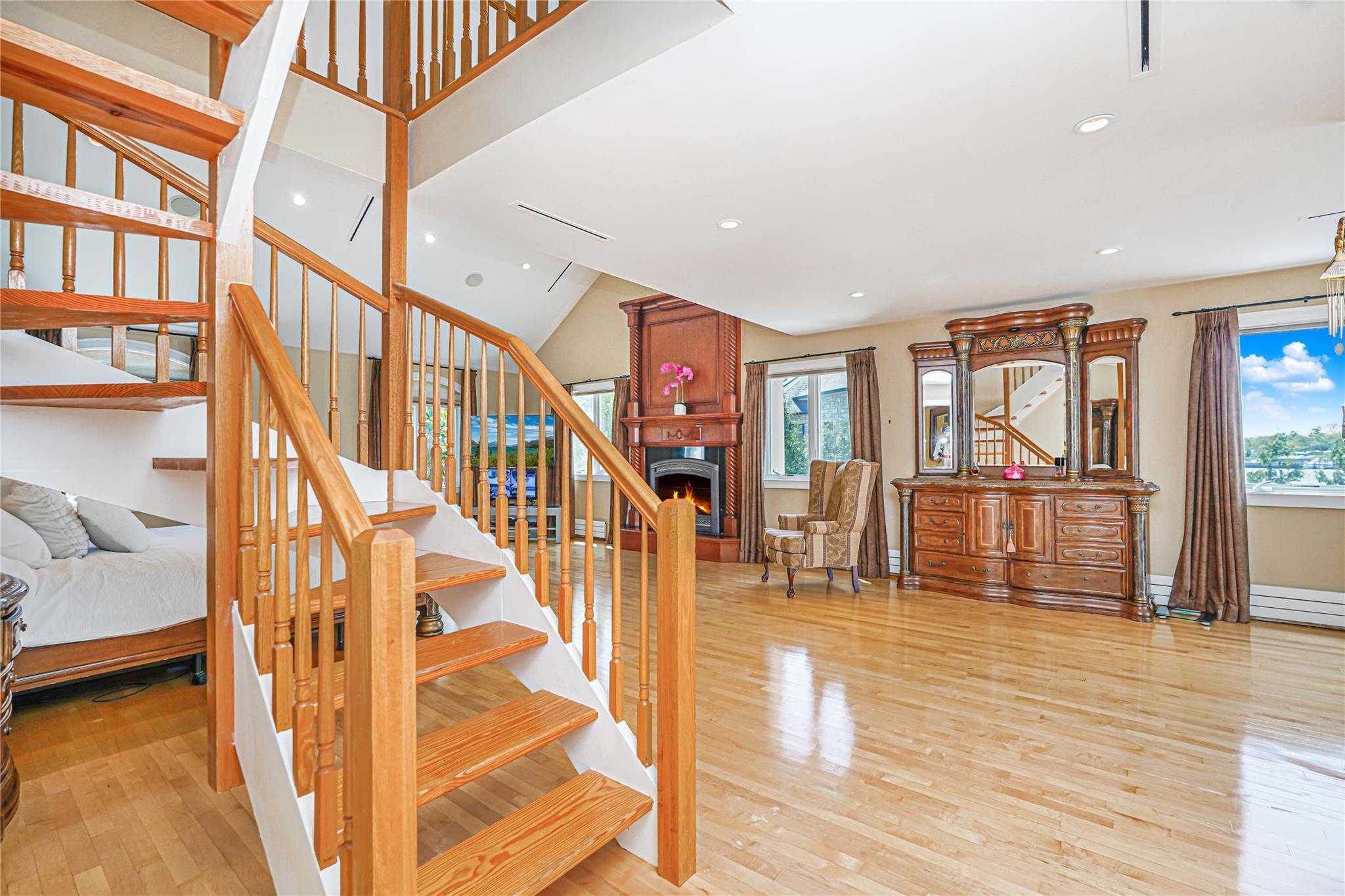 Single Family Aviva  Staten Island, NY 10307, MLS-877030-34