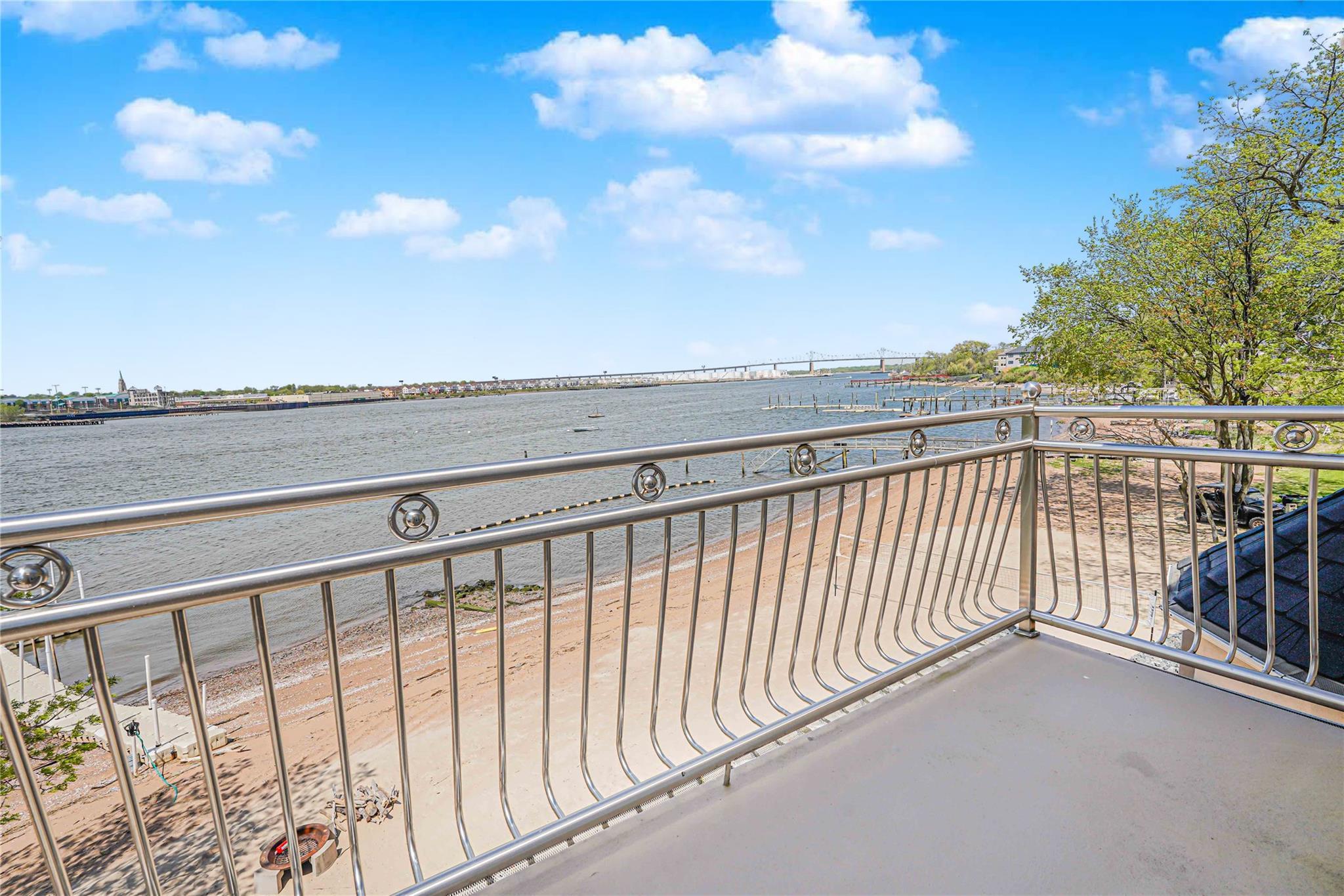 Single Family Aviva  Staten Island, NY 10307, MLS-877030-35