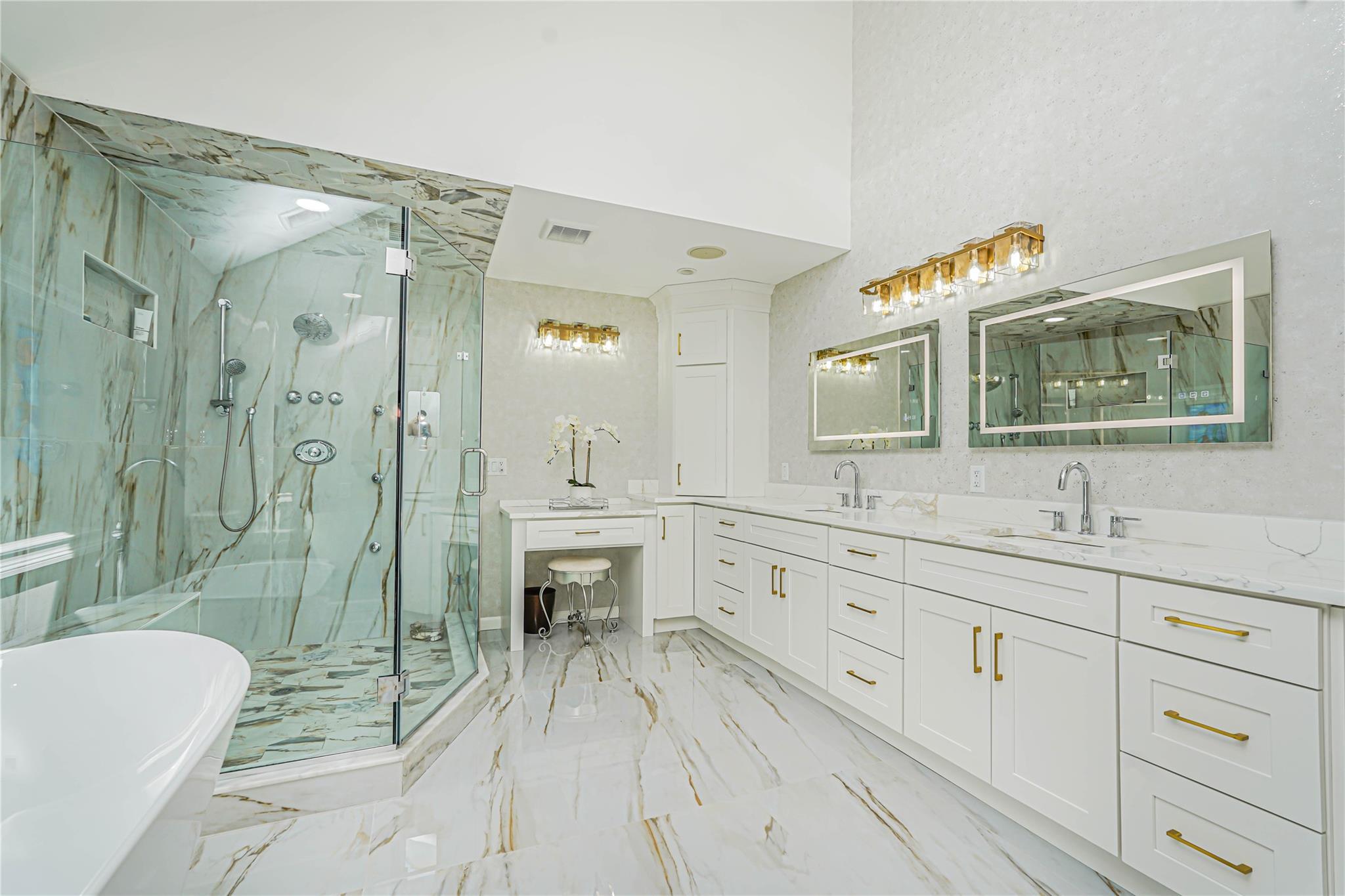 Single Family Aviva  Staten Island, NY 10307, MLS-877030-37
