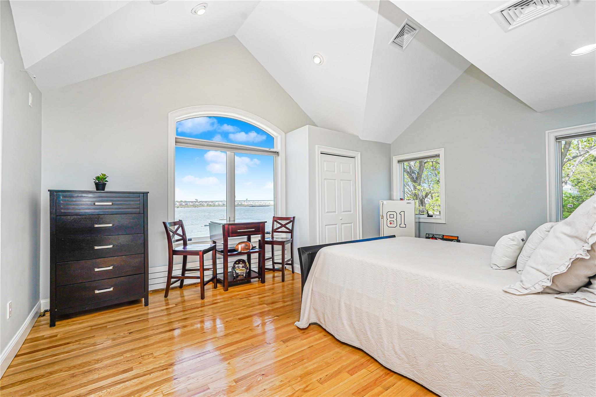 Single Family Aviva  Staten Island, NY 10307, MLS-877030-41
