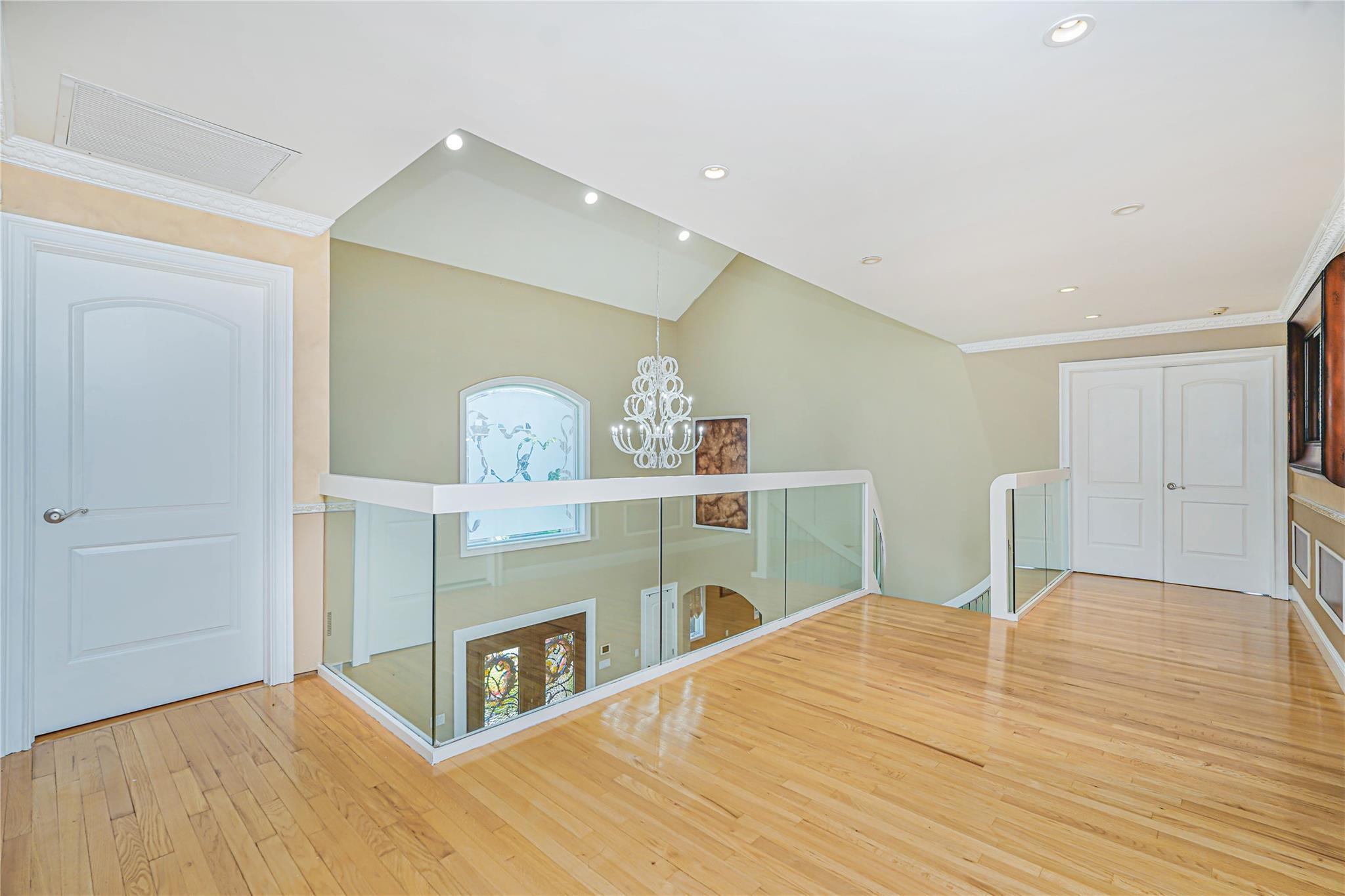 Single Family Aviva  Staten Island, NY 10307, MLS-877030-42