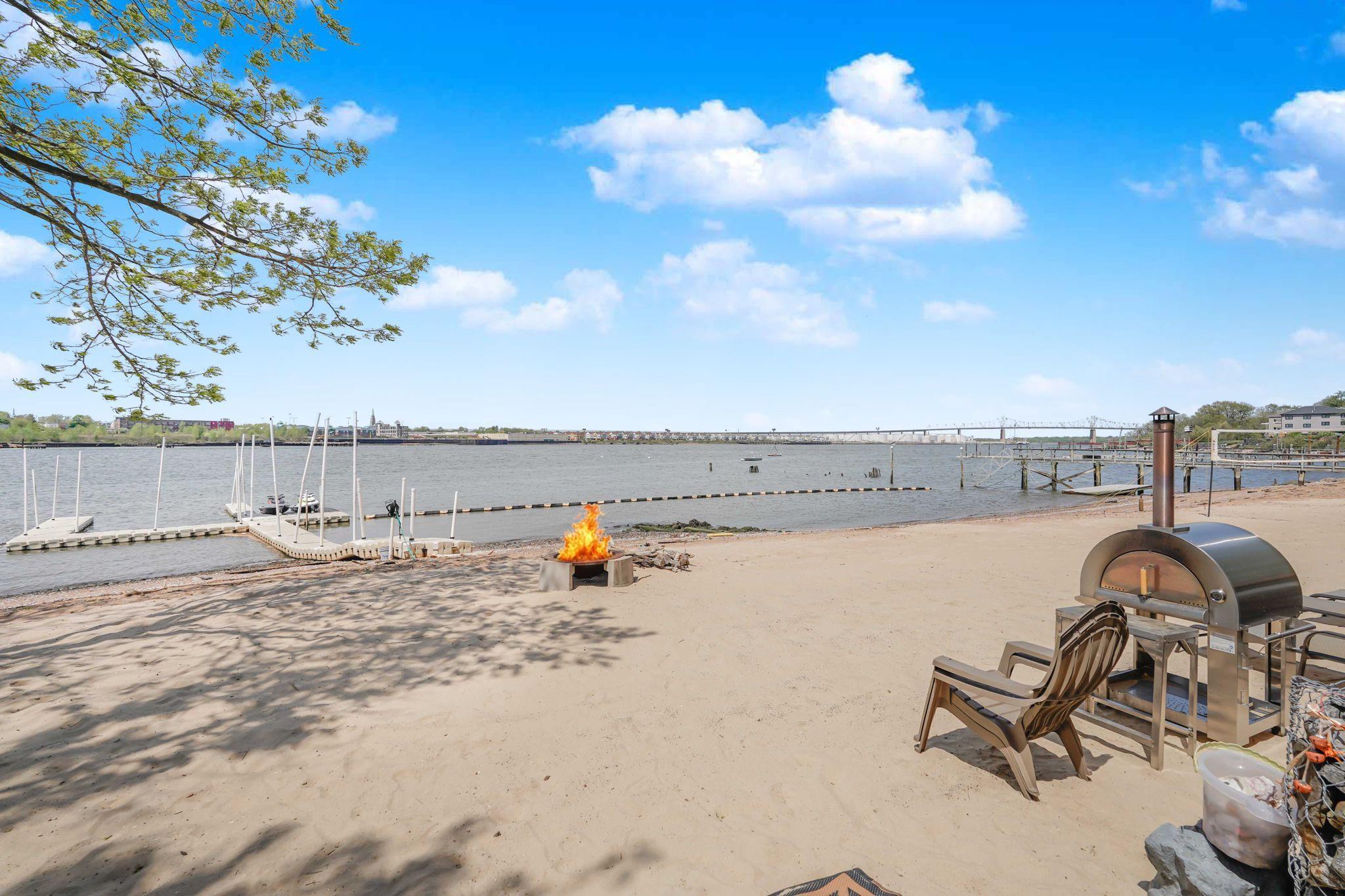 Single Family Aviva  Staten Island, NY 10307, MLS-877030-47