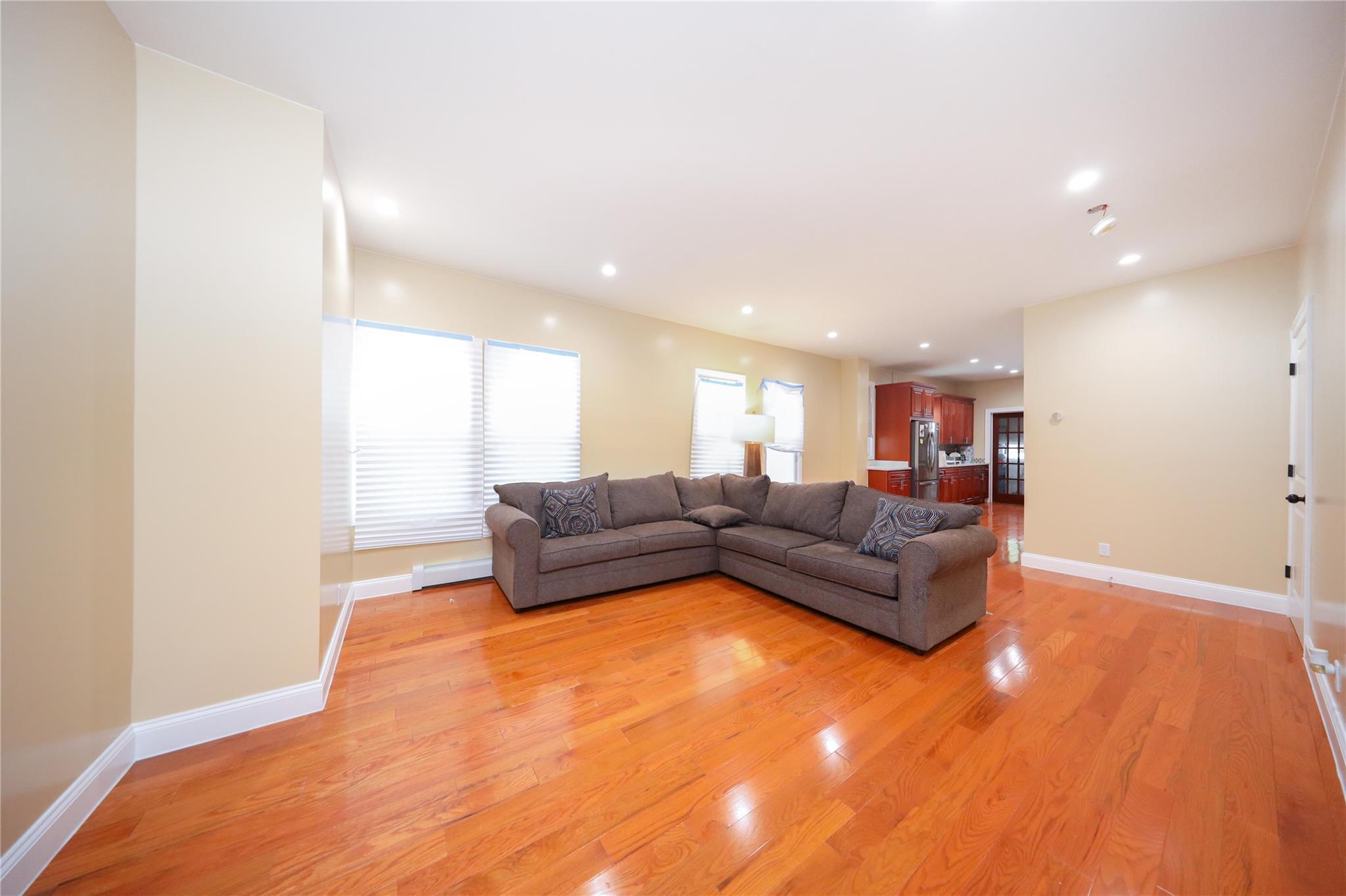 Single Family 71st  Brooklyn, NY 11204, MLS-877057-4