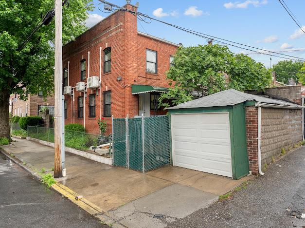 Single Family Palm  Brooklyn, NY 11225, MLS-877060-23