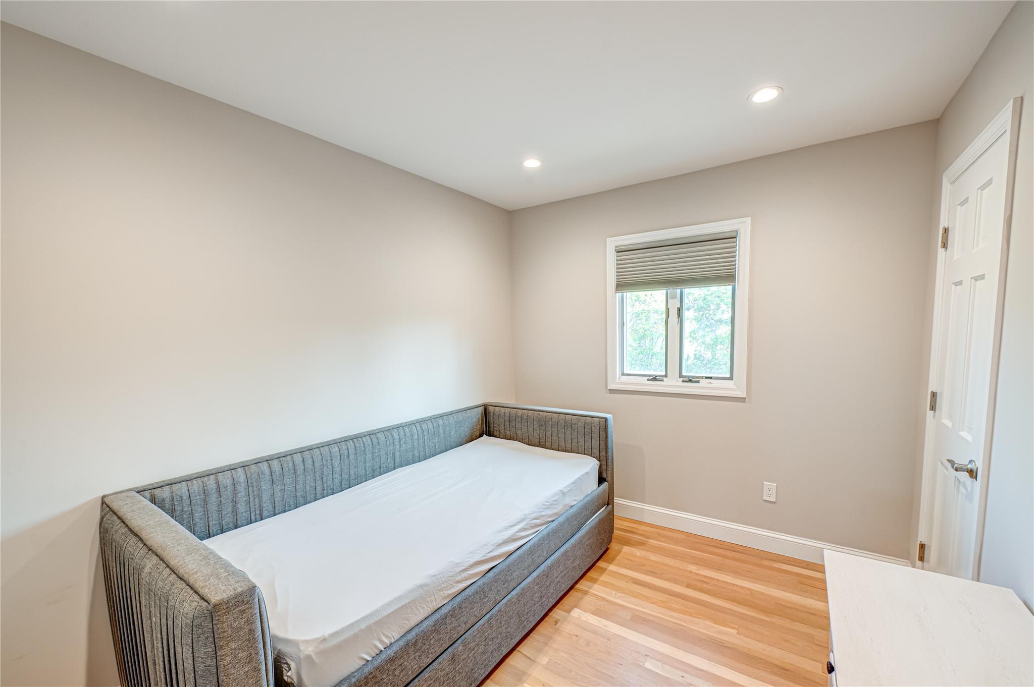 Single Family Montauk  Suffolk County, NY 11795, MLS-877080-19