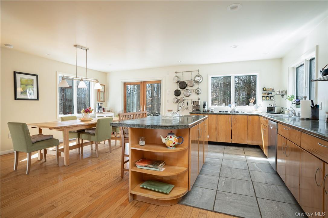 Single Family Cox Orange County, NY 10950, MLS-877098-11