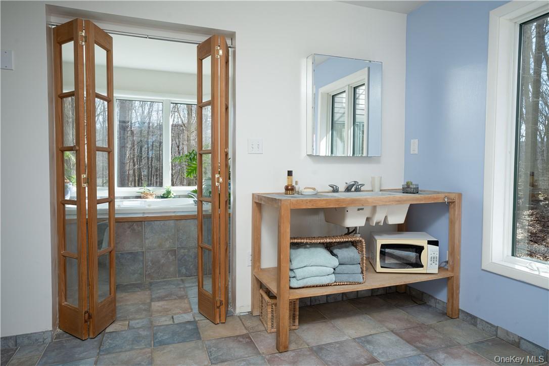 Single Family Cox Orange County, NY 10950, MLS-877098-19