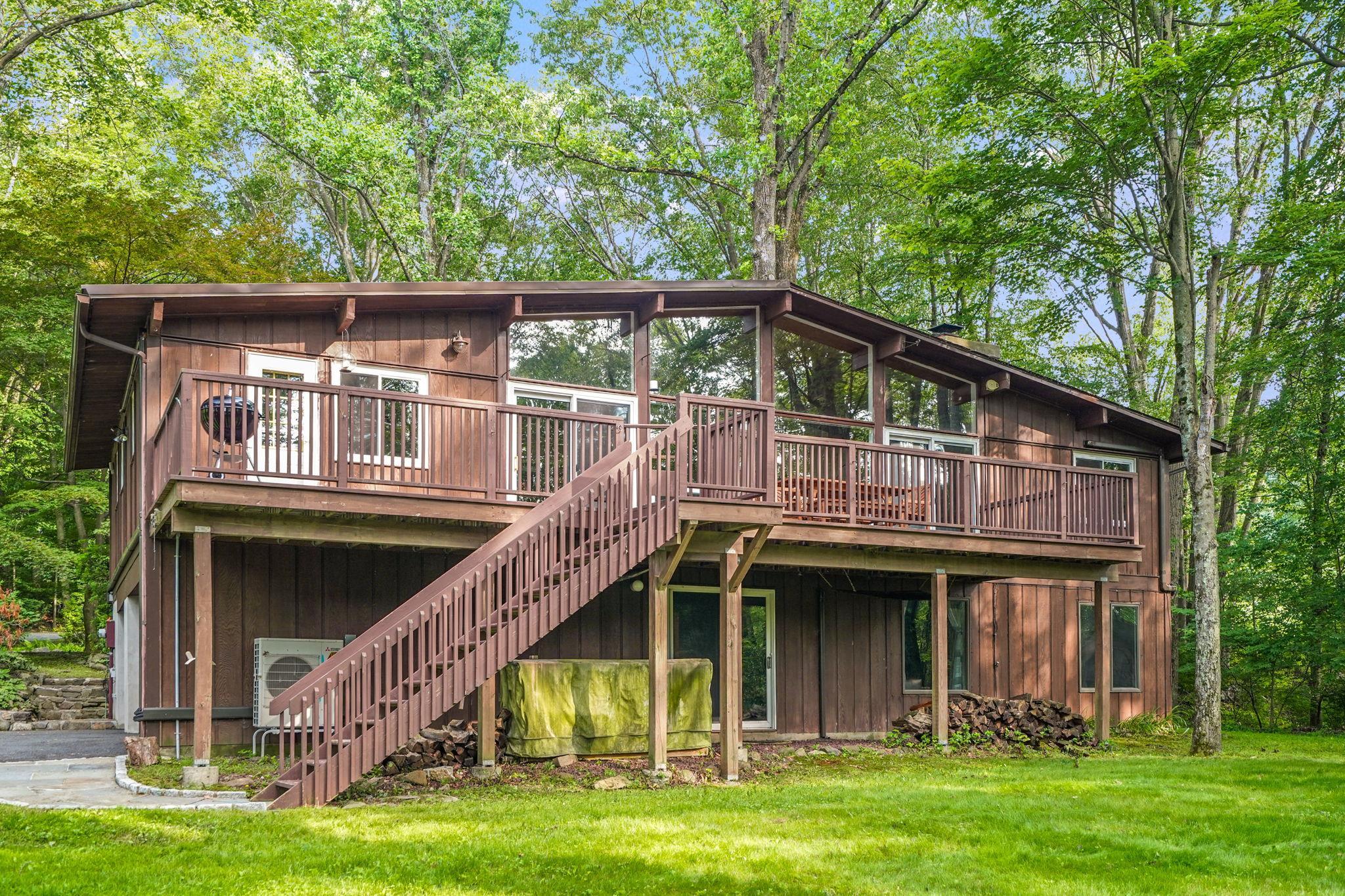Single Family Mount Airy  Westchester County, NY 10520, MLS-877103-25